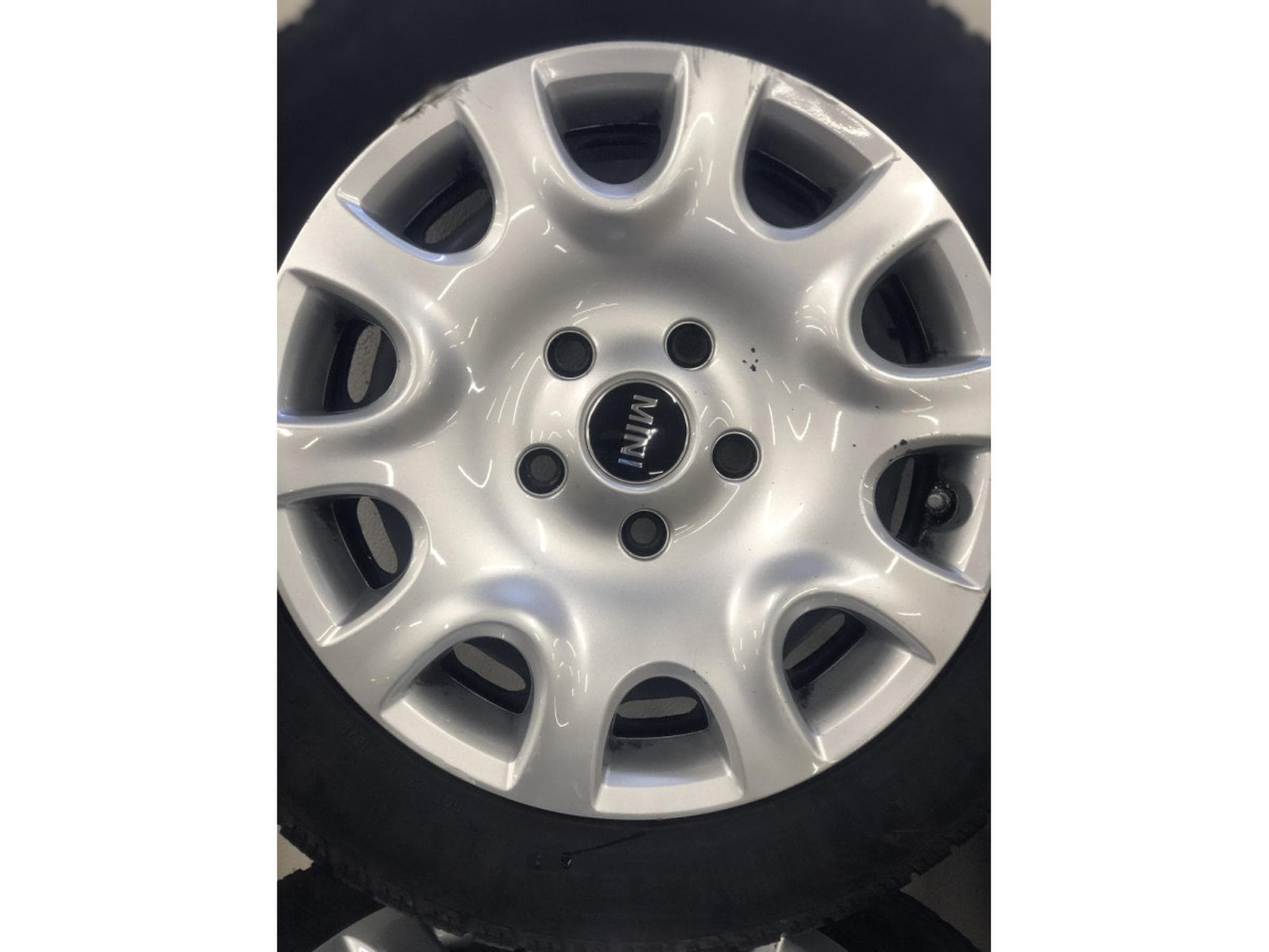 Jantes acier + Pneus – 15" - Photo 2