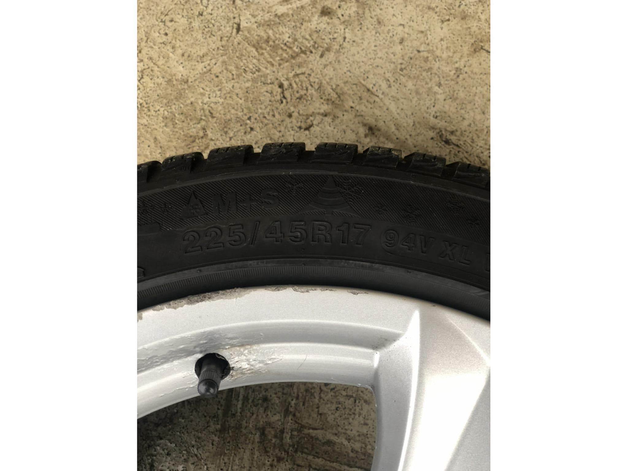 Jantes alu + Pneus h – 17" - Photo 4