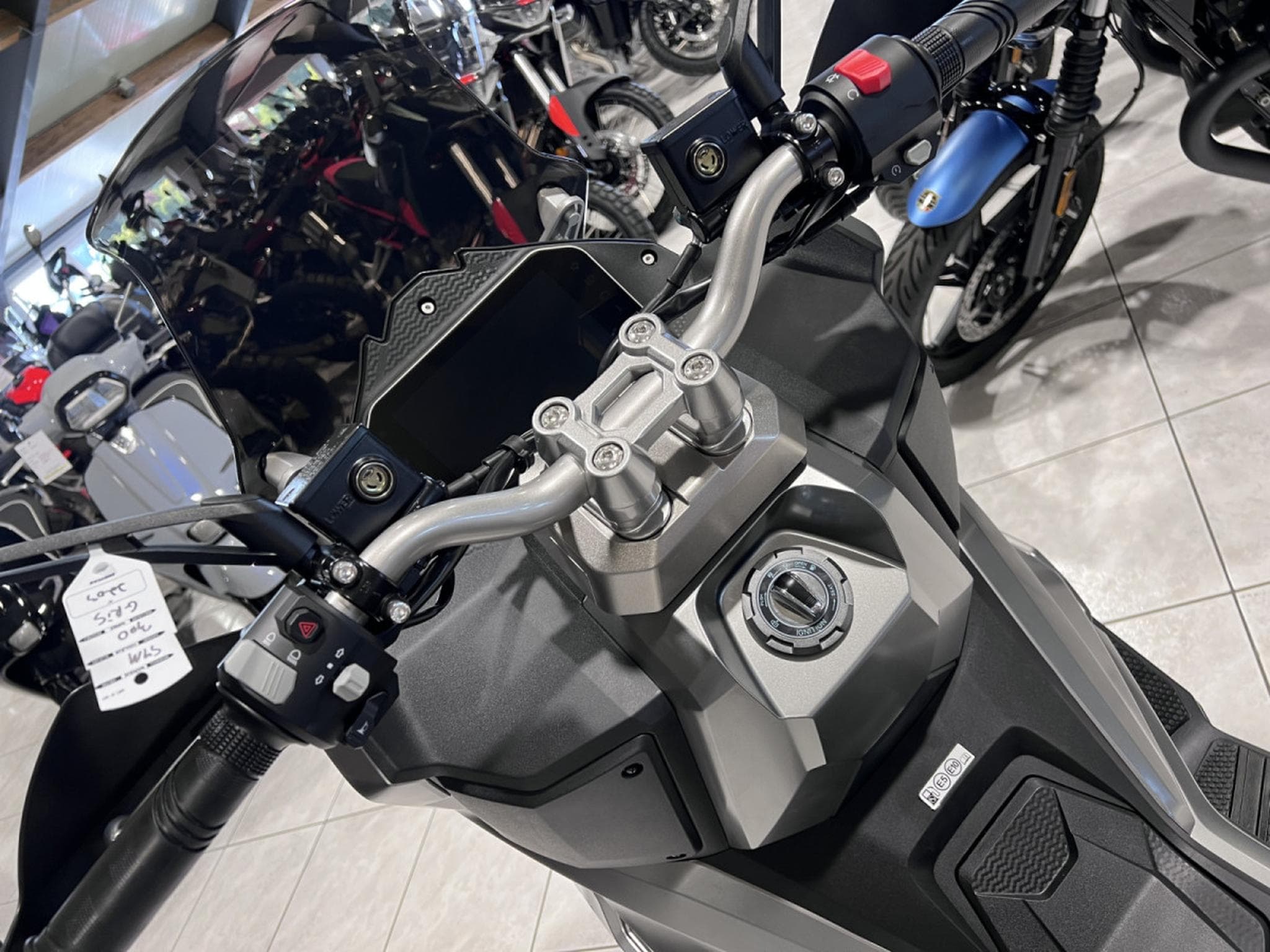 SYM ADX 300 (2026) - Photo 6