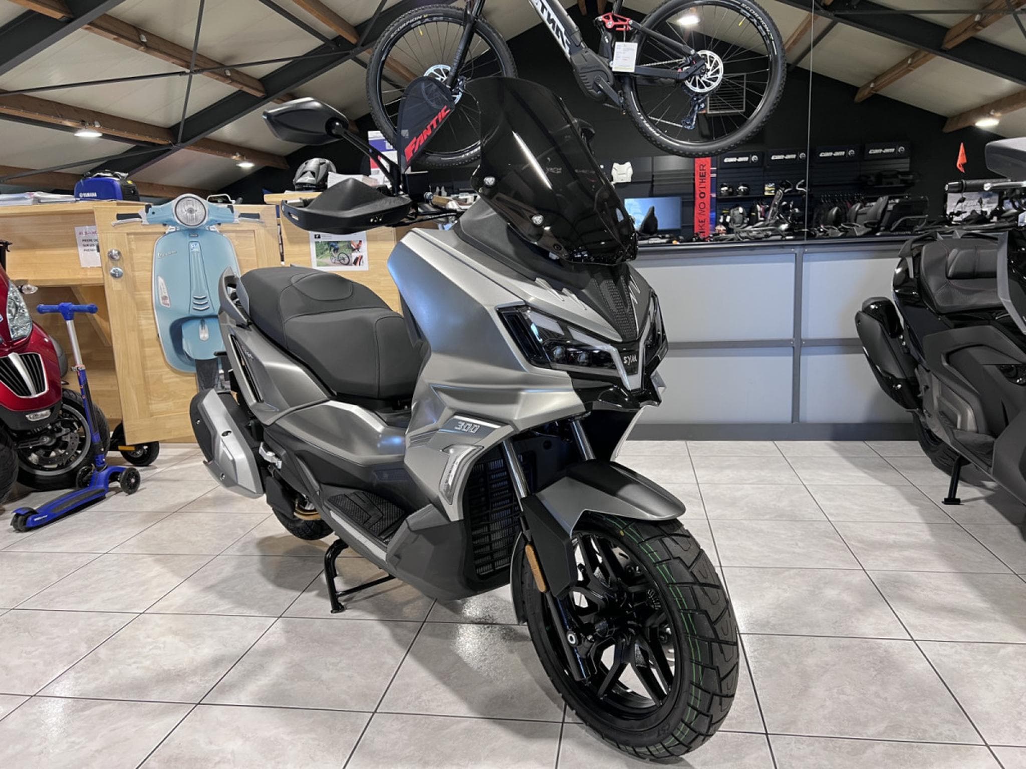 SYM ADX 300 (2026) - Photo 7