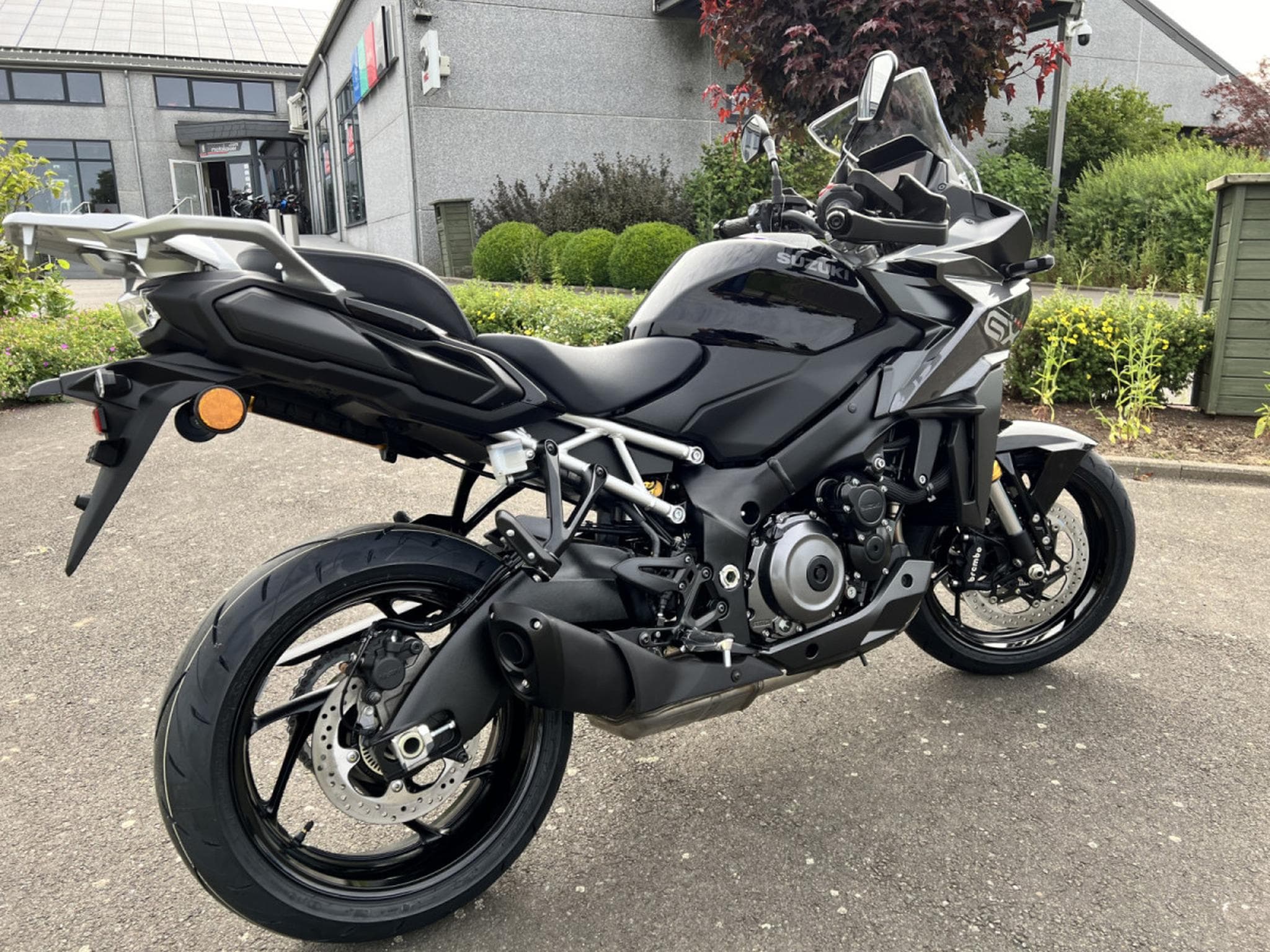 Suzuki GSX-S 1000 GX (2026) - Photo 3