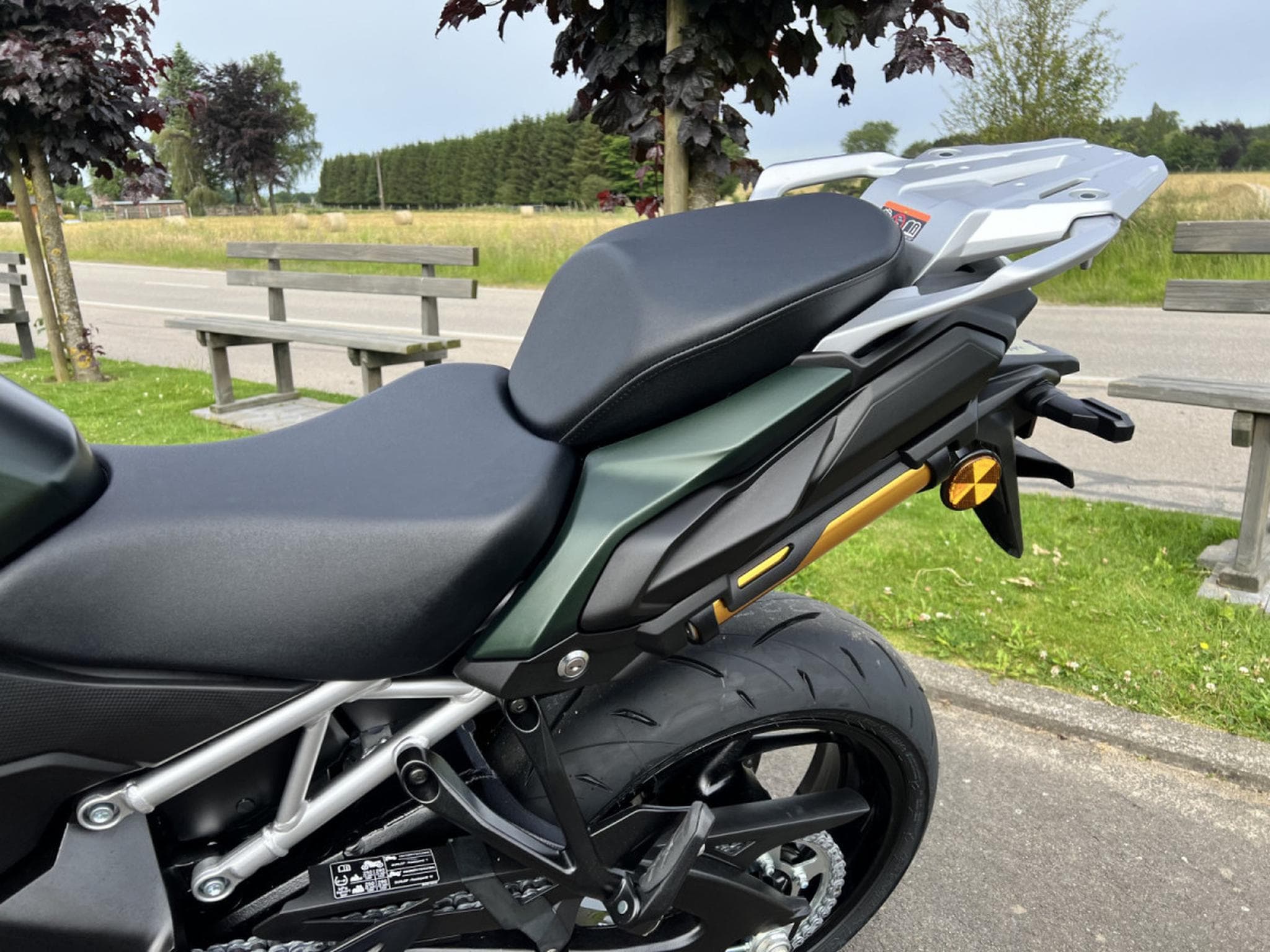 Suzuki GSX-S 1000 GX (2026) - Photo 5