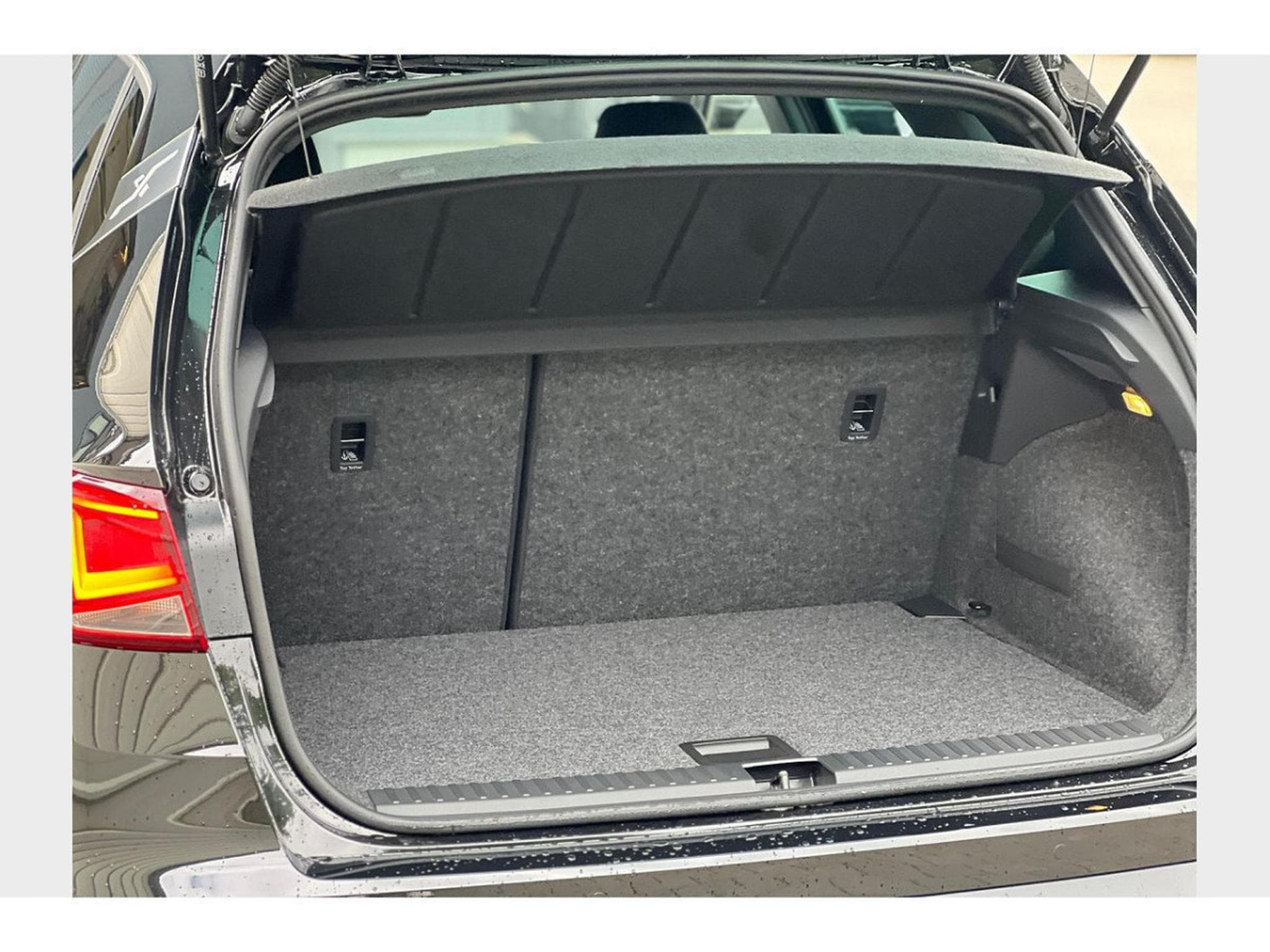 Seat Arona 1.0 TSi 116 DSG  FR (2025) - Foto 12