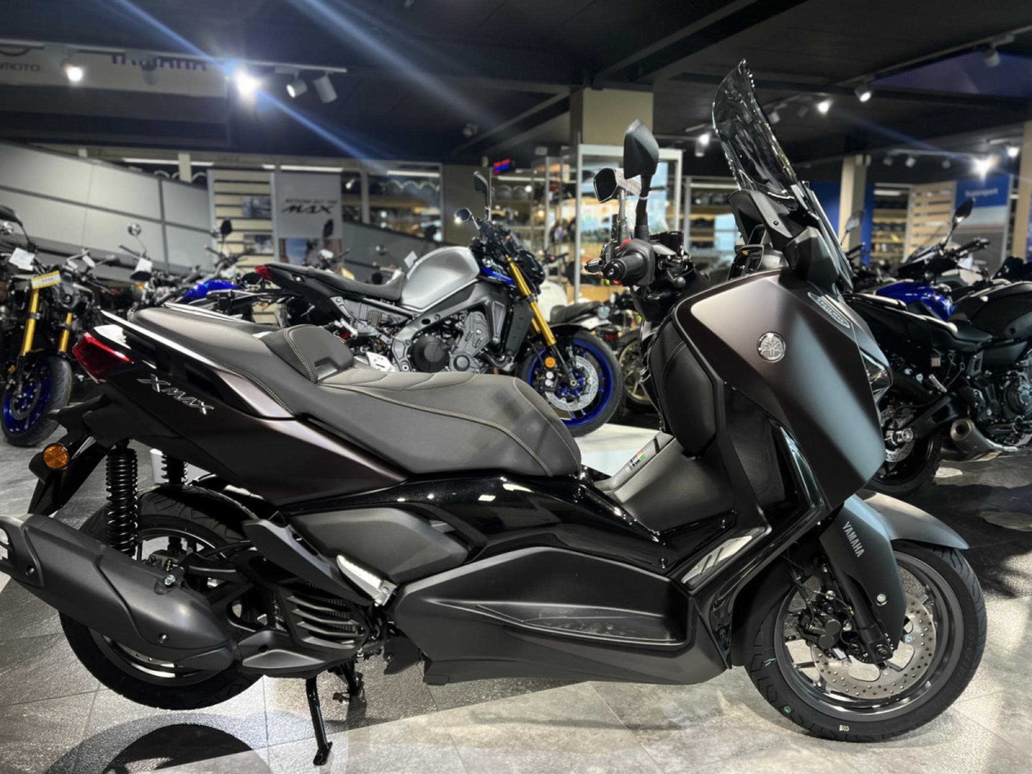 Yamaha X-Max TECHMAX + (2026) - Photo 1