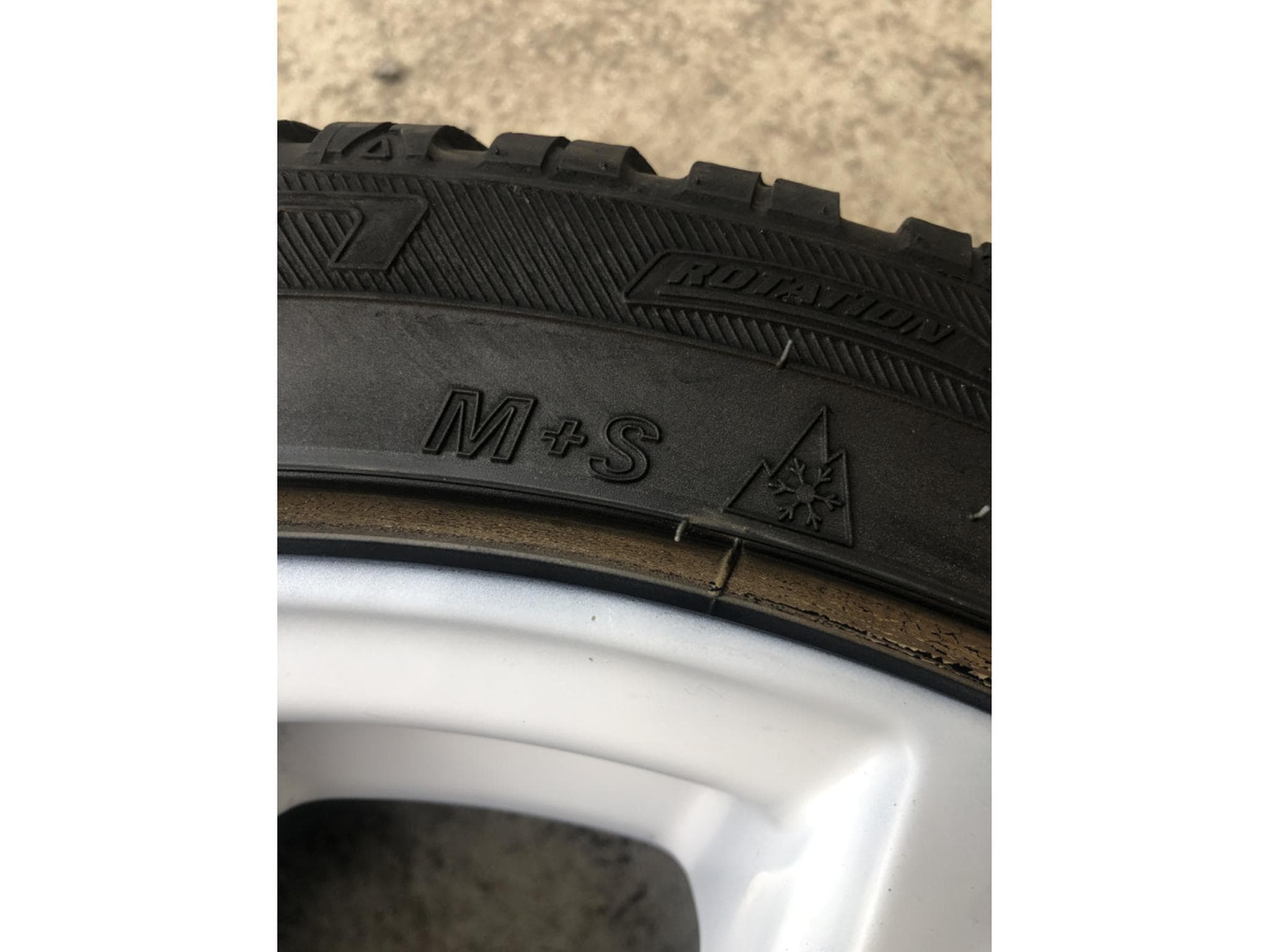 Jantes alu + Pneus h – 17" - Photo 6