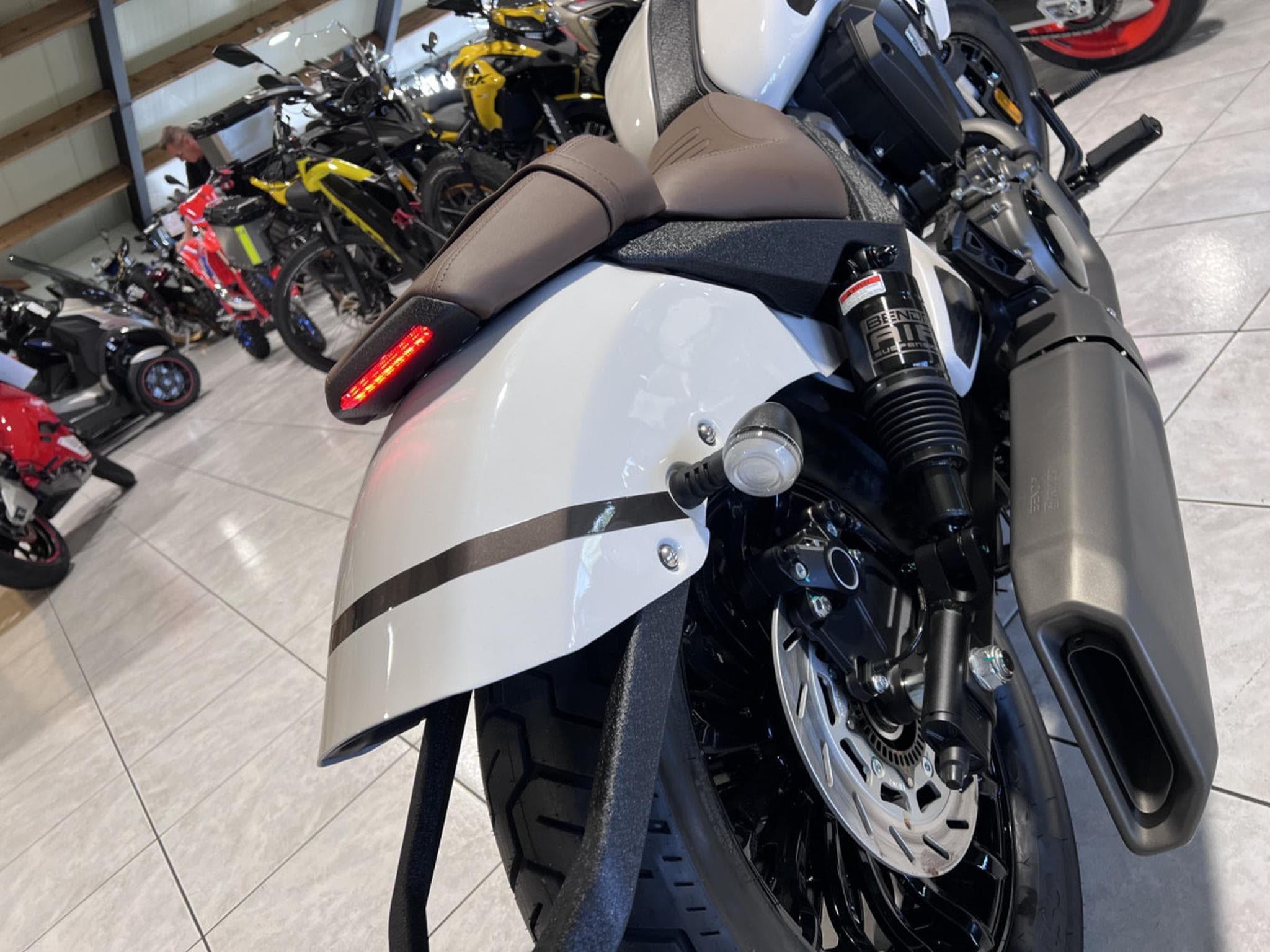 Benda Darkflag 500 V4 (2025) - Photo 4