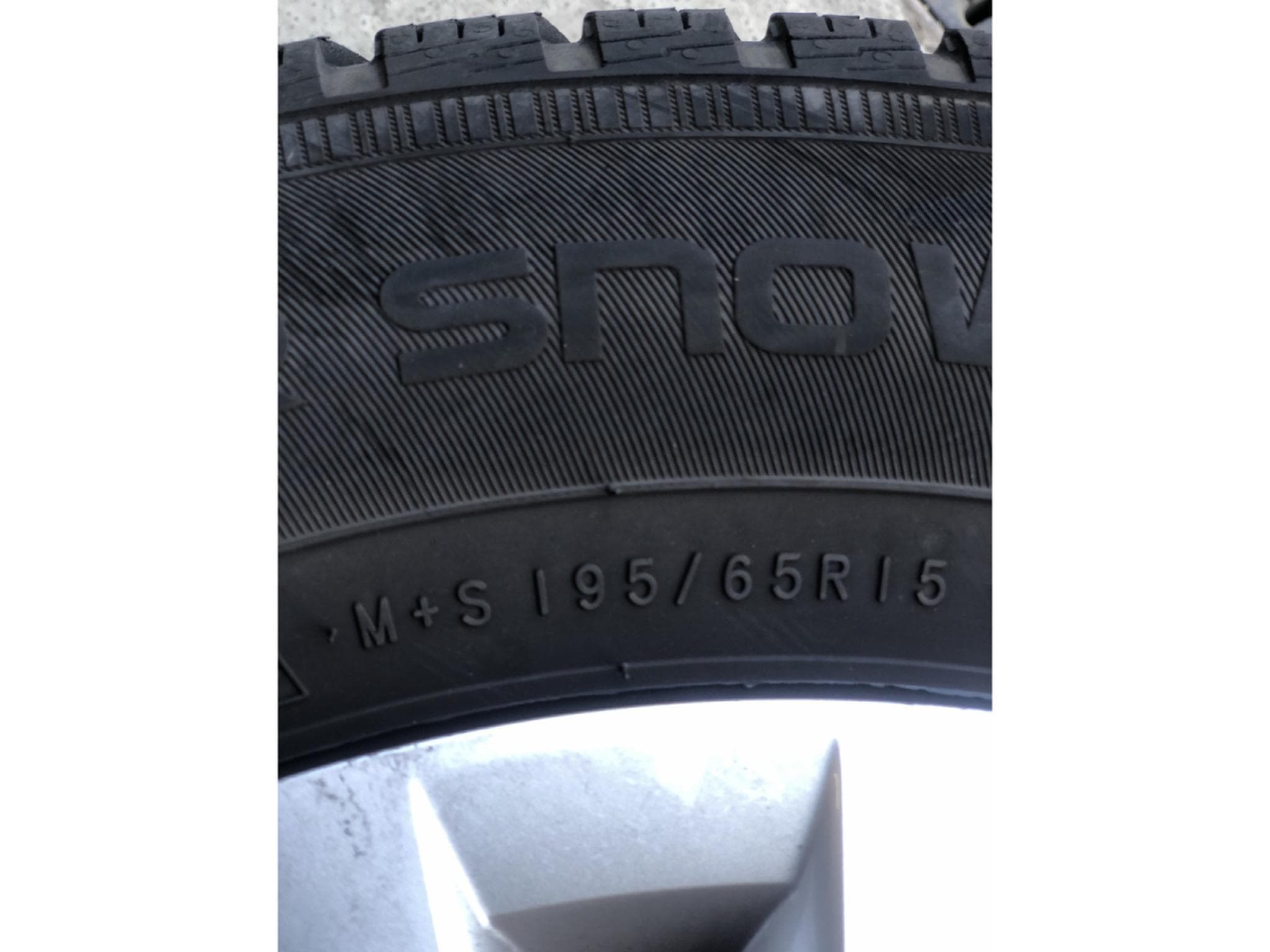 Jantes acier + Pneus – 15" - Photo 4