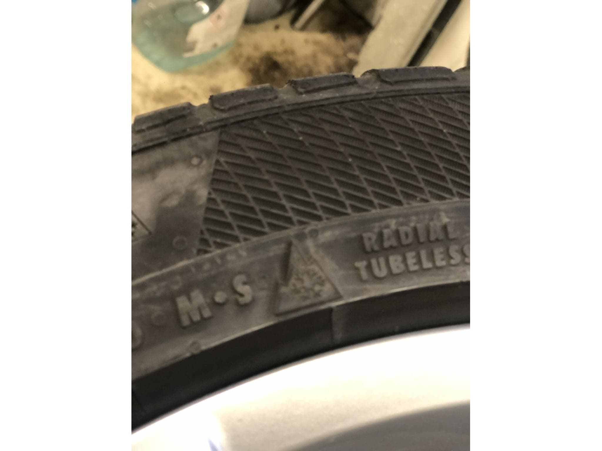 Jantes alu + Pneus h – 17" - Photo 5