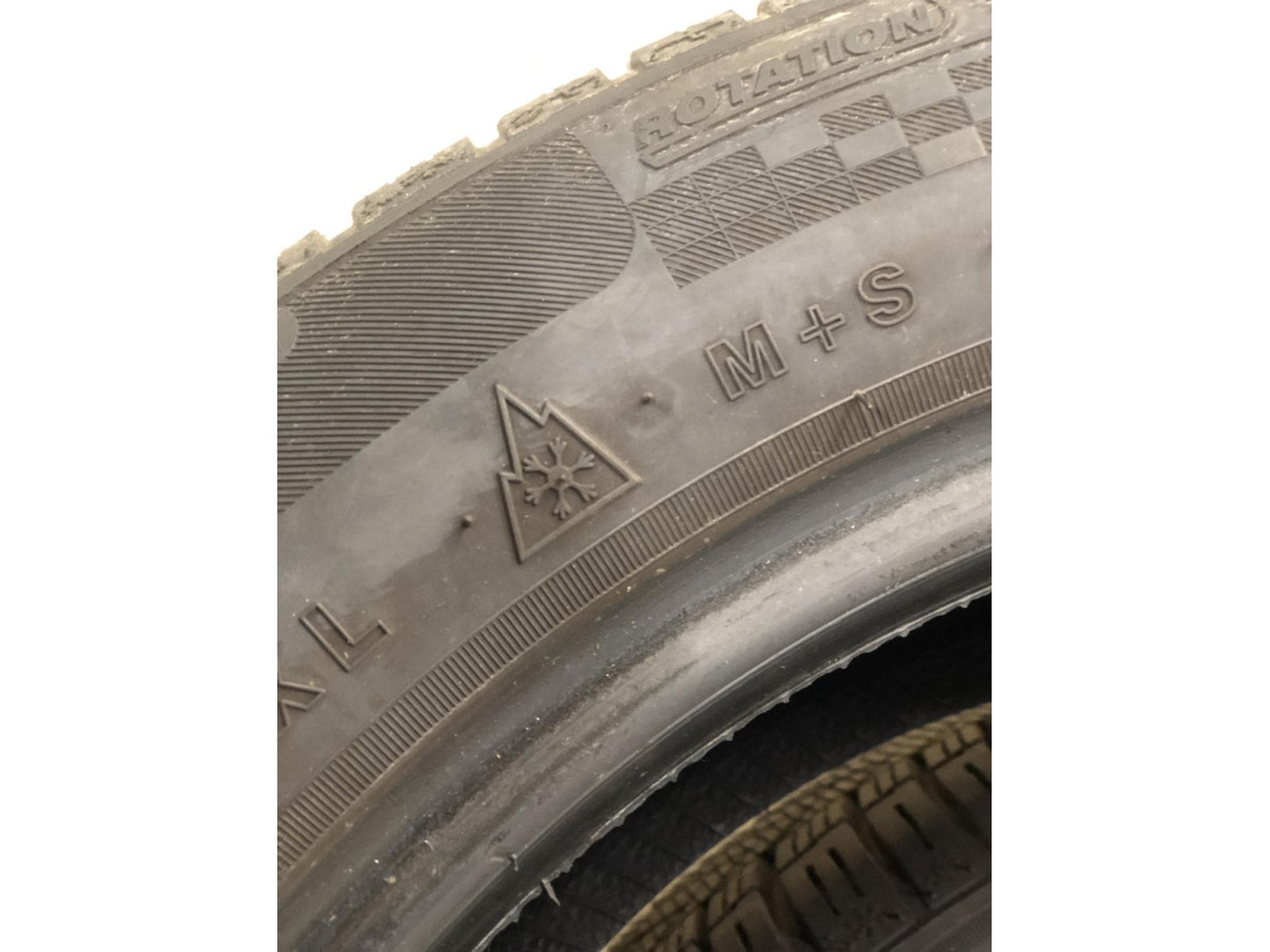 Pneus toutes saisons – 17" - Photo 4