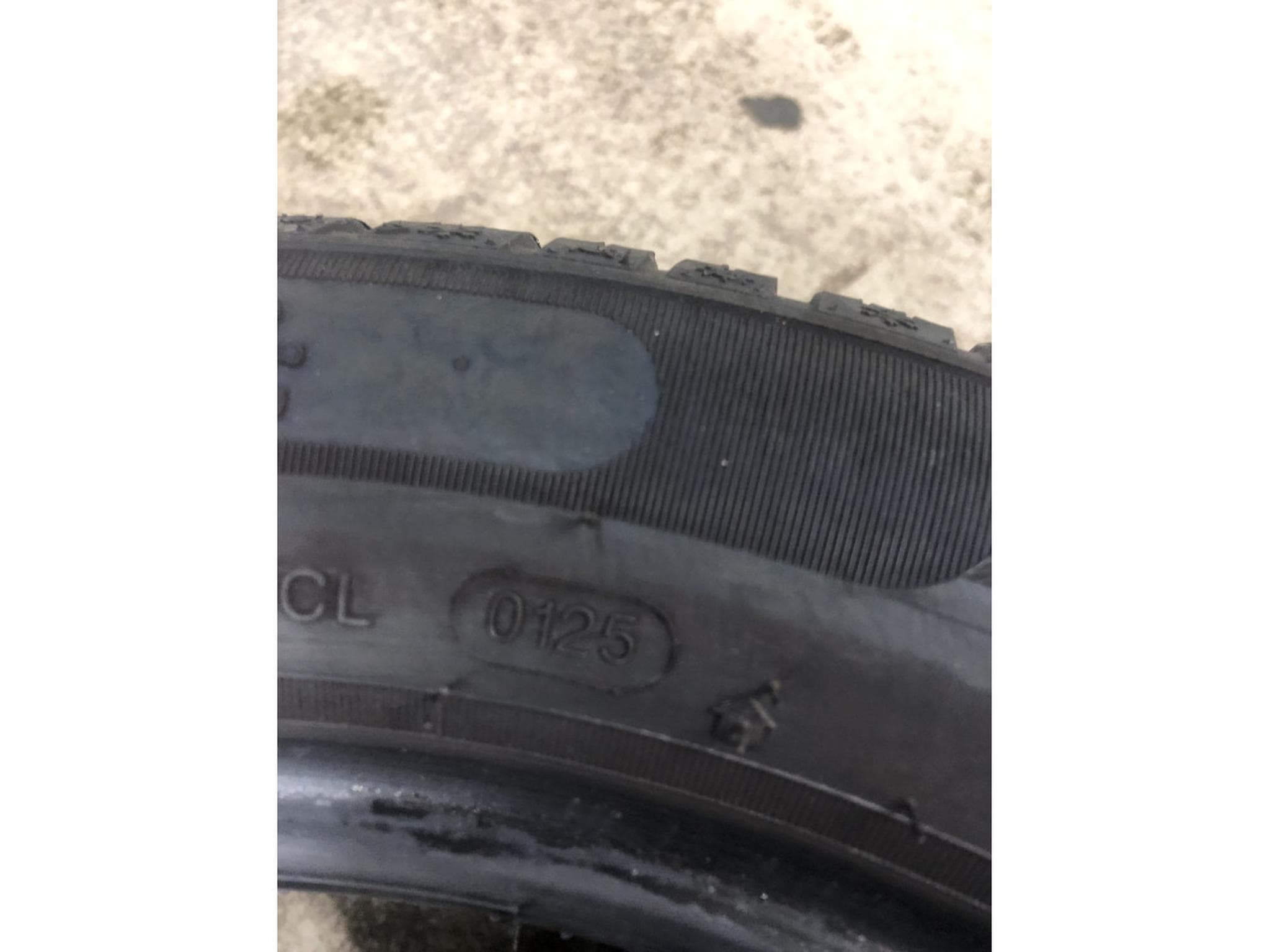 Pneus toutes saisons – 17" - Photo 6