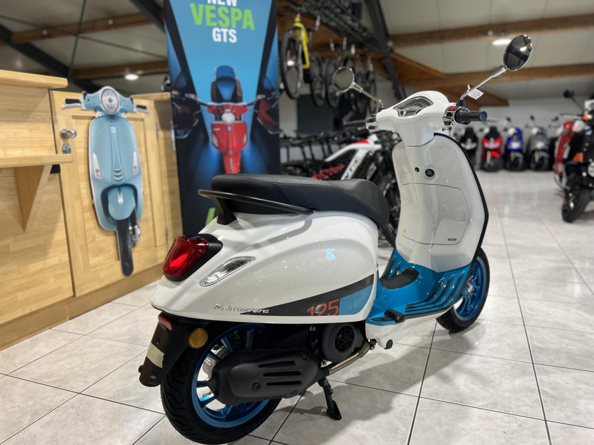 Vespa Primavera VIBE (2026) - Foto 3