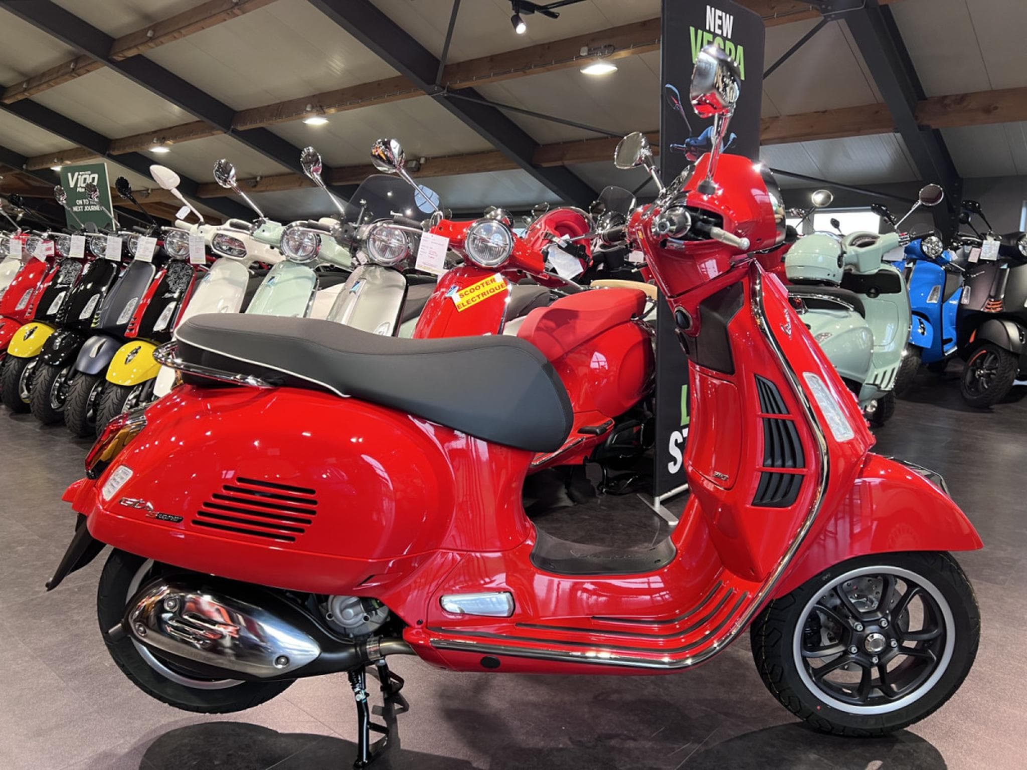 Vespa GTS 310 (2026) - Foto 1