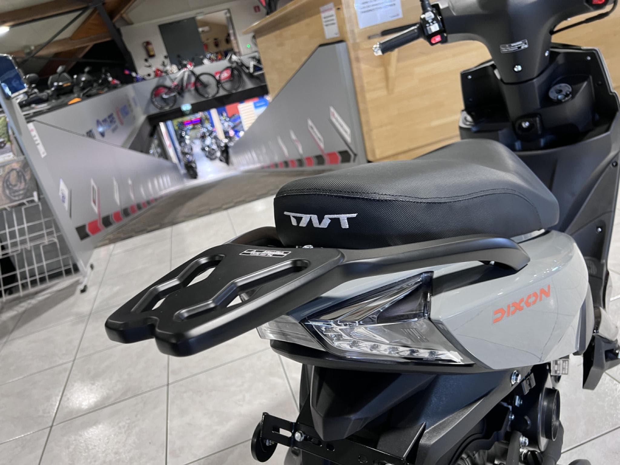 TNT Motor Dixon 10 CLASSE A 25 km/h (2024) - Foto 5