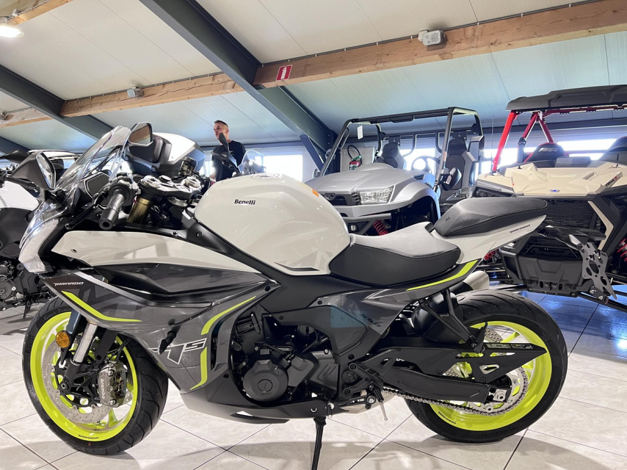 Benelli Tornado 550 (2026) - Foto 4