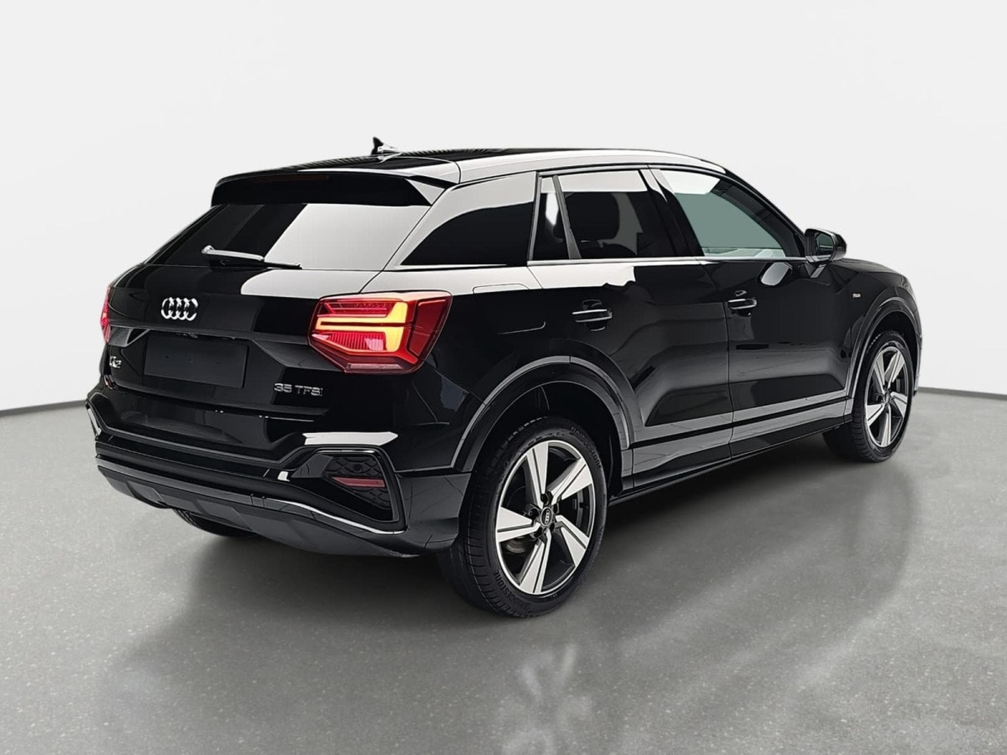 Audi Q2 35 TFSI S-Tronic 150  S-Line (2025) - Foto 5