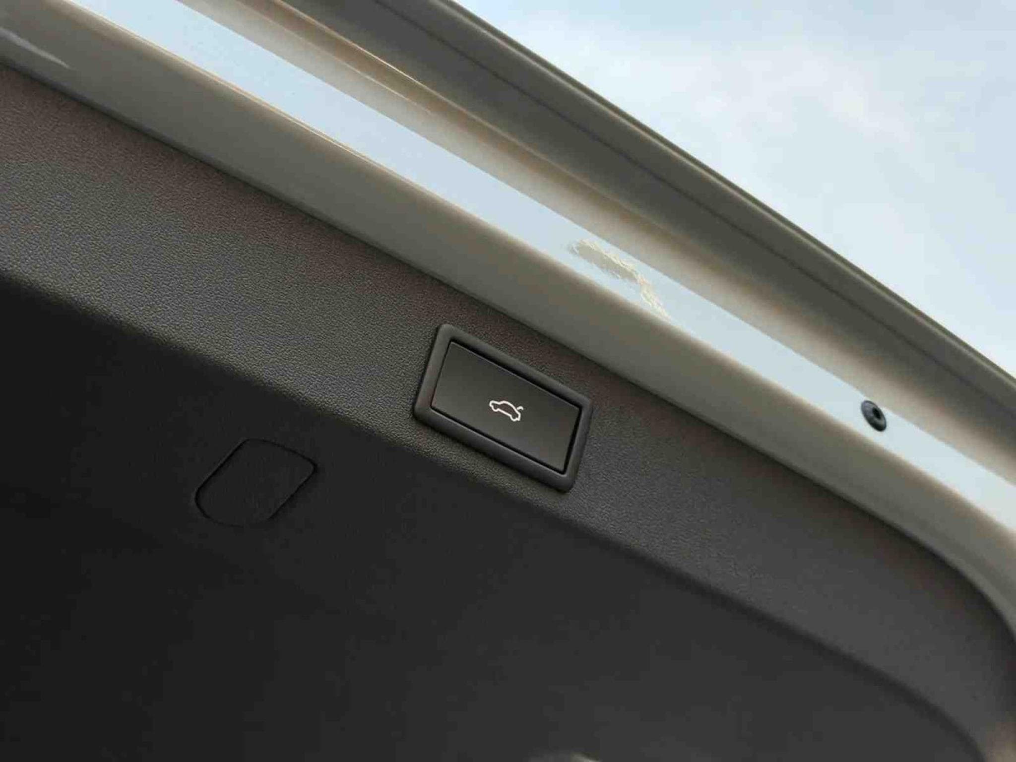 Skoda Kodiaq 2.0 TSi DSG 204 4x4 Sportline (2025) - Foto 20