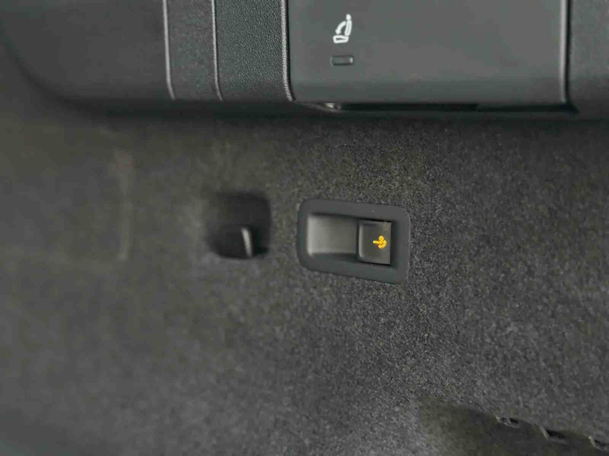 Skoda Kodiaq 2.0 TSi DSG 204 4x4 Sportline (2025) - Foto 21