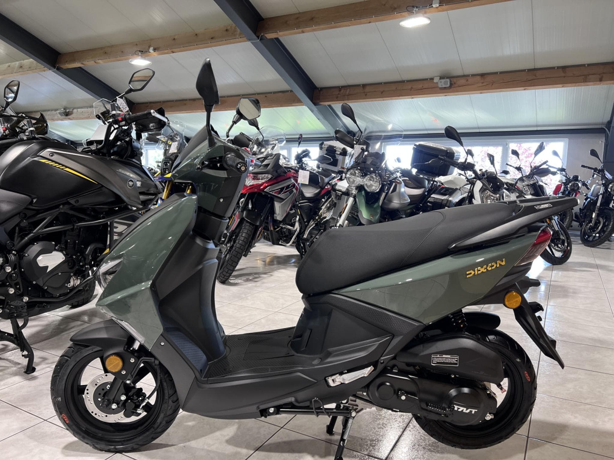 TNT Motor Dixon 12 Classe A 25 Km/h (2026) - Foto 4