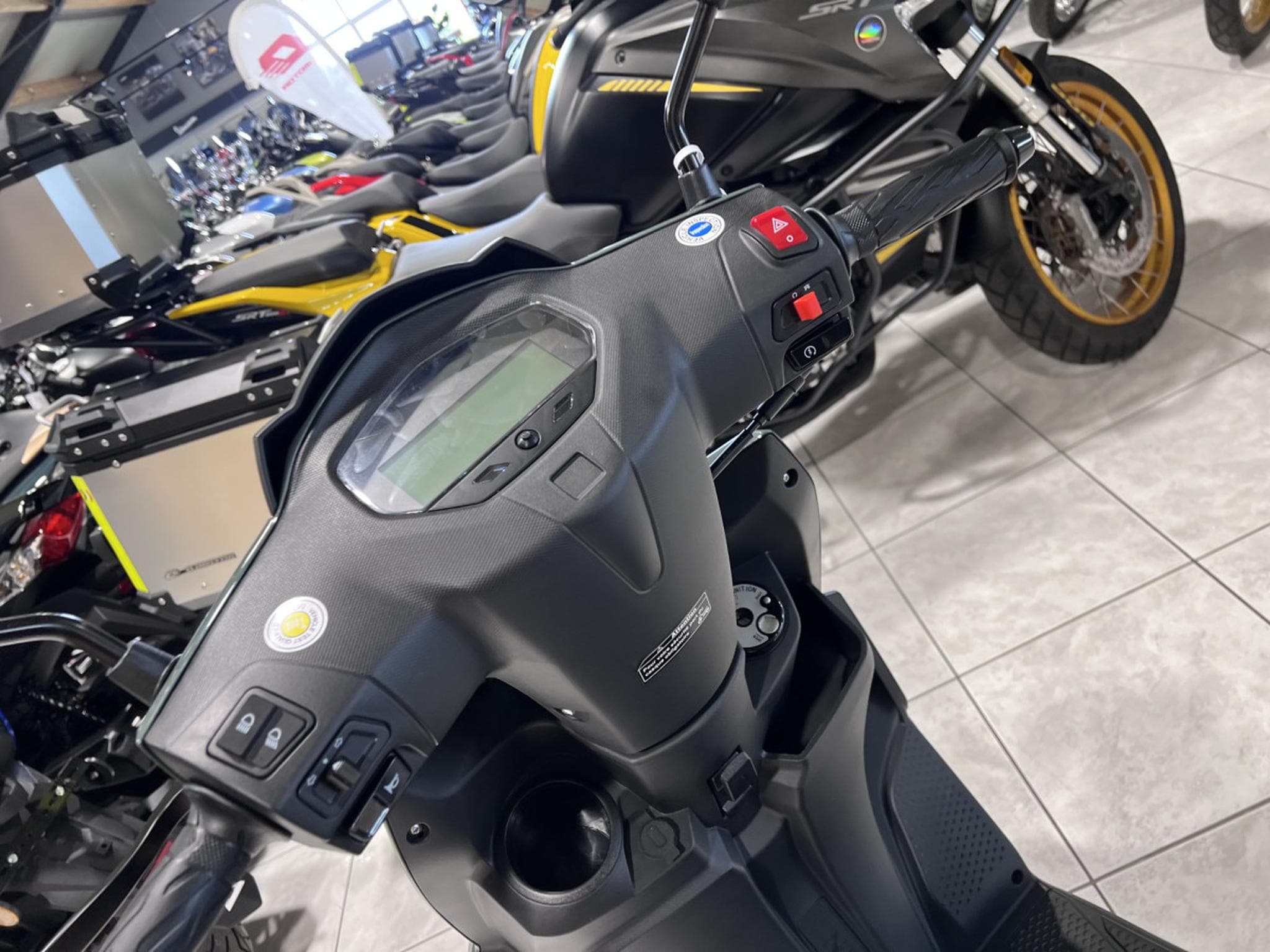 TNT Motor Dixon 12 Classe A 25 Km/h (2026) - Foto 6