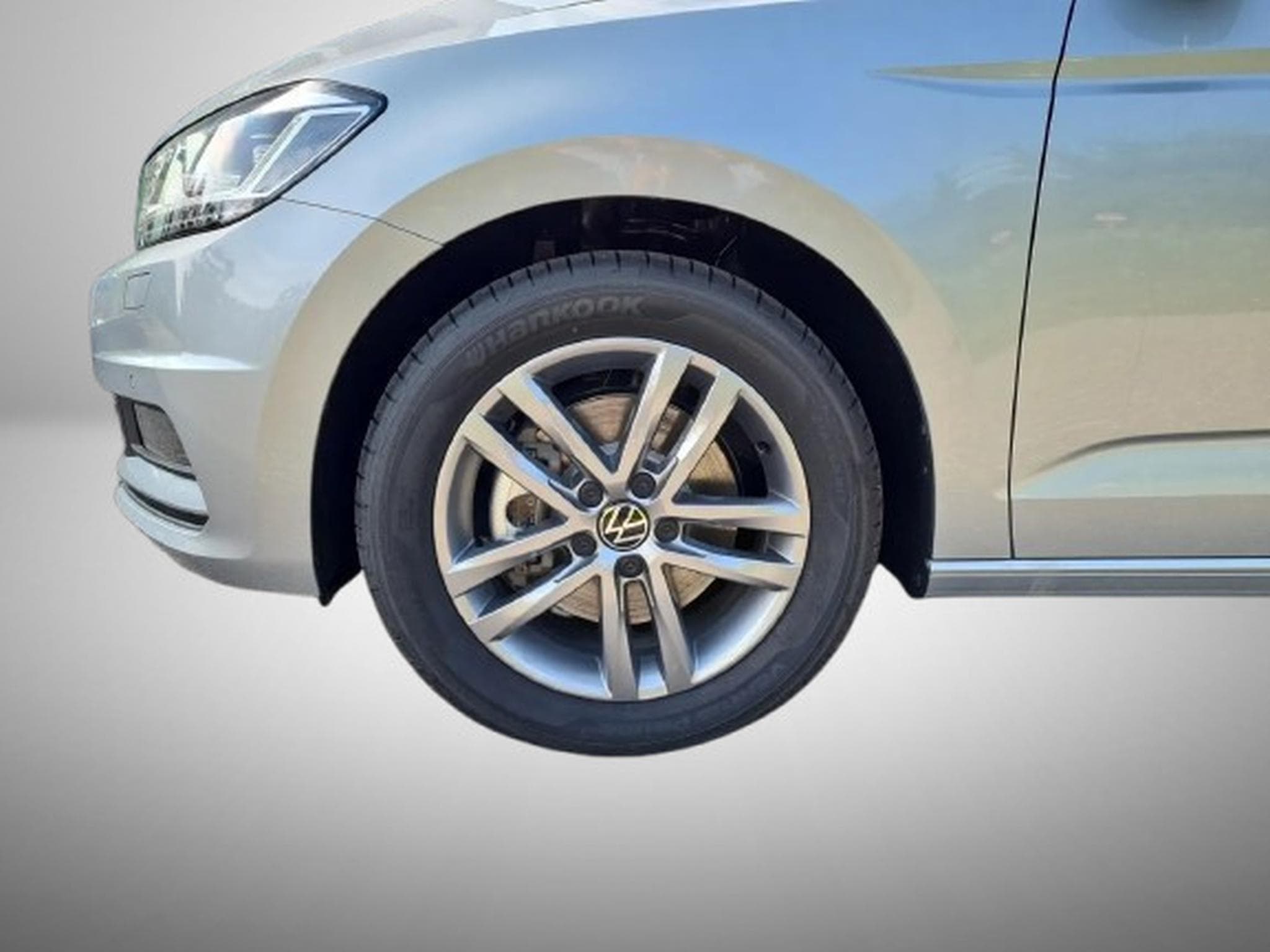 VW Touran 1.5 TSI 150 DSG Confortline 7 places (2025) - Foto 5