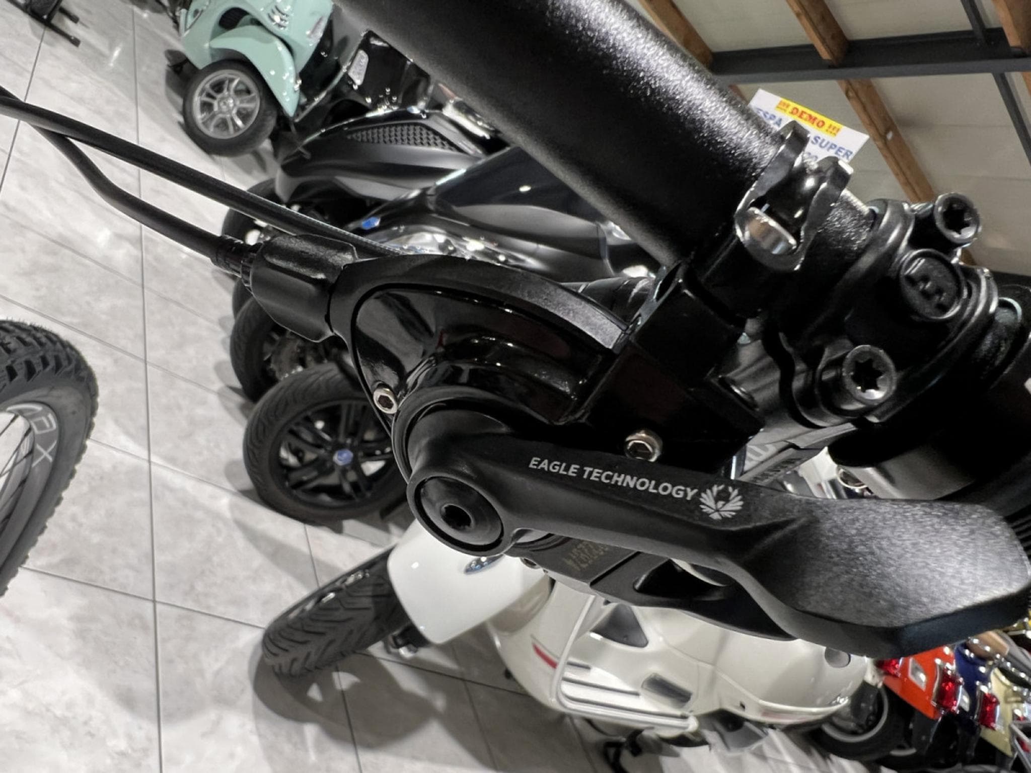 Fantic XEF 1.9 RACE L 720Wh, 29''-27,5'', freins 4 pistons, 90 Nm (2026) - Foto 5