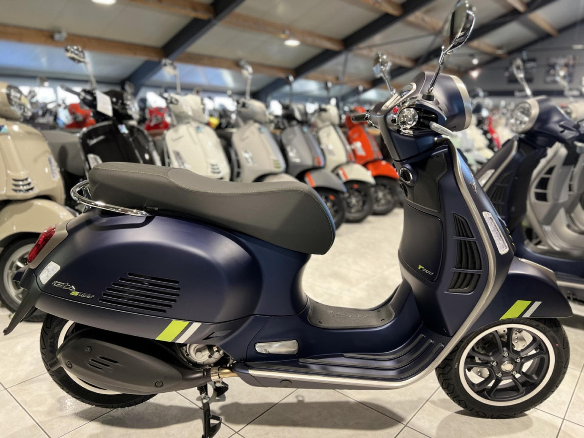 Vespa GTS 300 (2024) - Foto 1