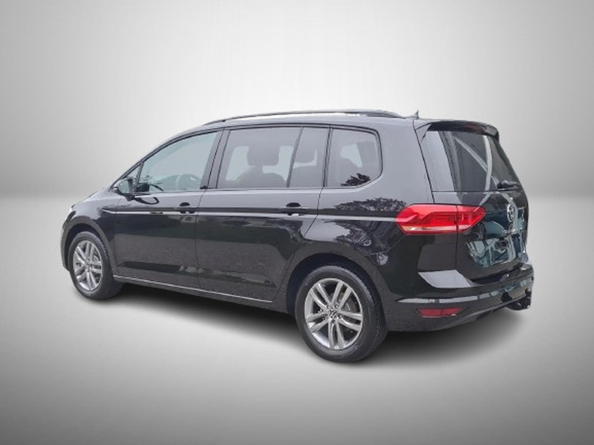 VW Touran 1.5 TSI 150 DSG Confortline 7 places (2026) - Foto 4