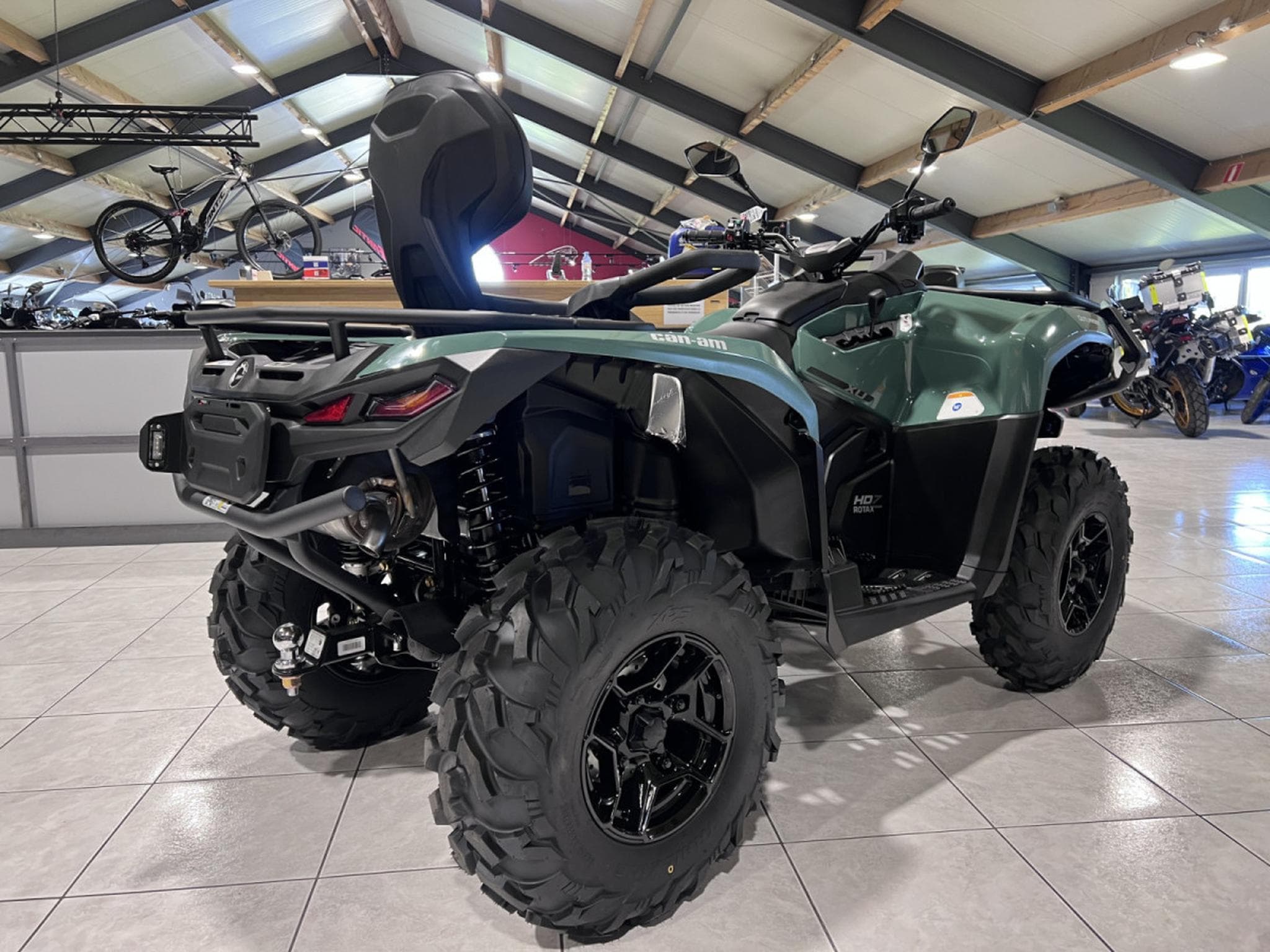 BRP Can-Am Outlander Max MY26 PRO XU T HD7  T3B 60 km/h (2026) - Foto 3