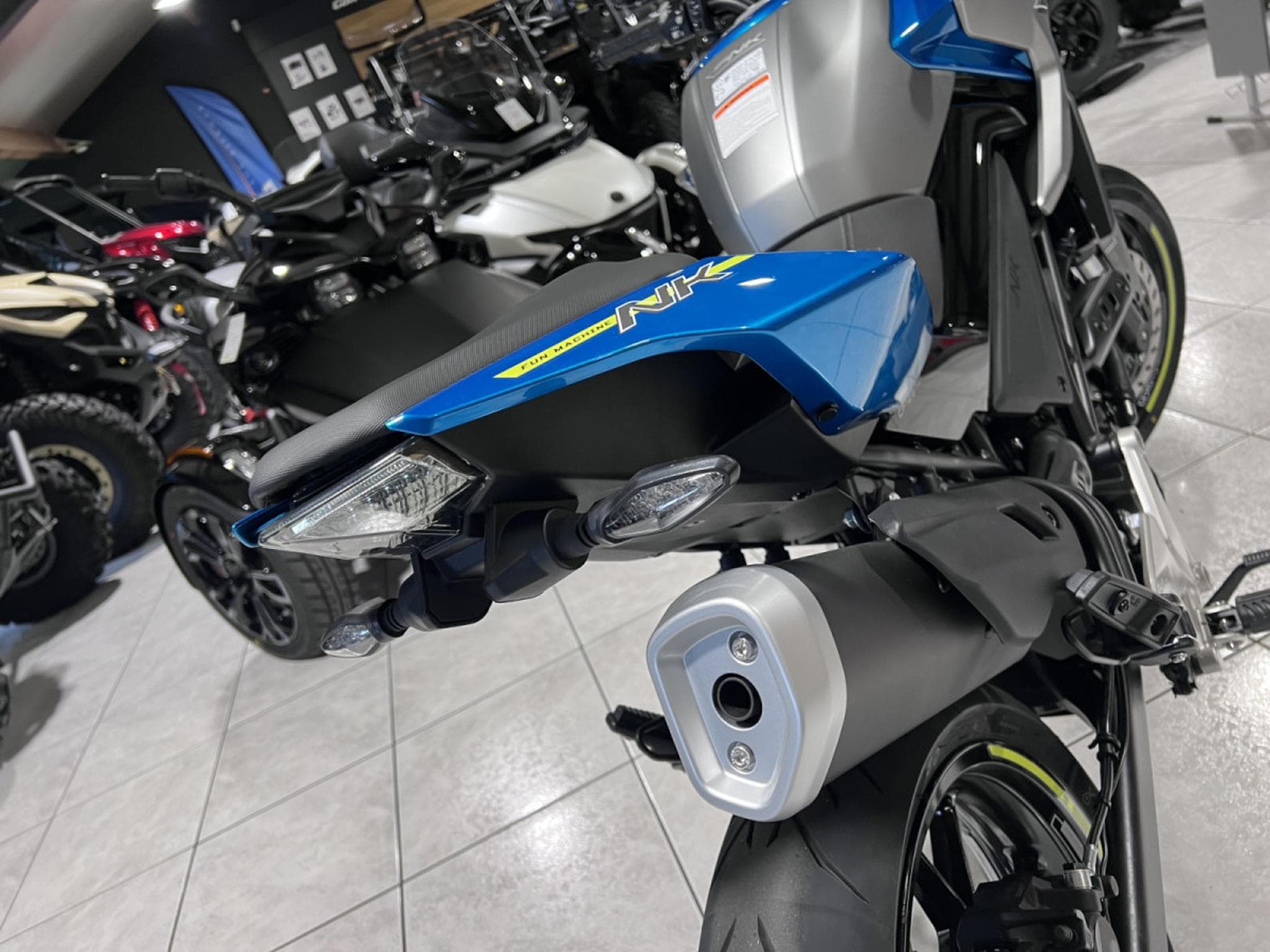 CF Moto 125 NK (2026) - Foto 5