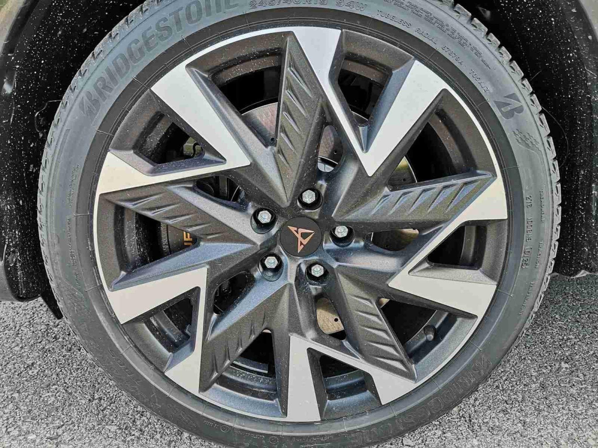 Cupra Formentor 2.0 TSi DSG 333 Facelift 4DRIVE (2025) - Foto 4