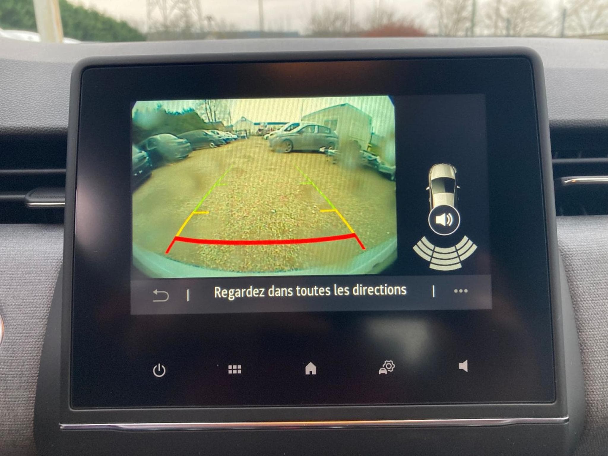 Renault Clio 1.5 dCi 101  Evolution (2025) - Foto 21