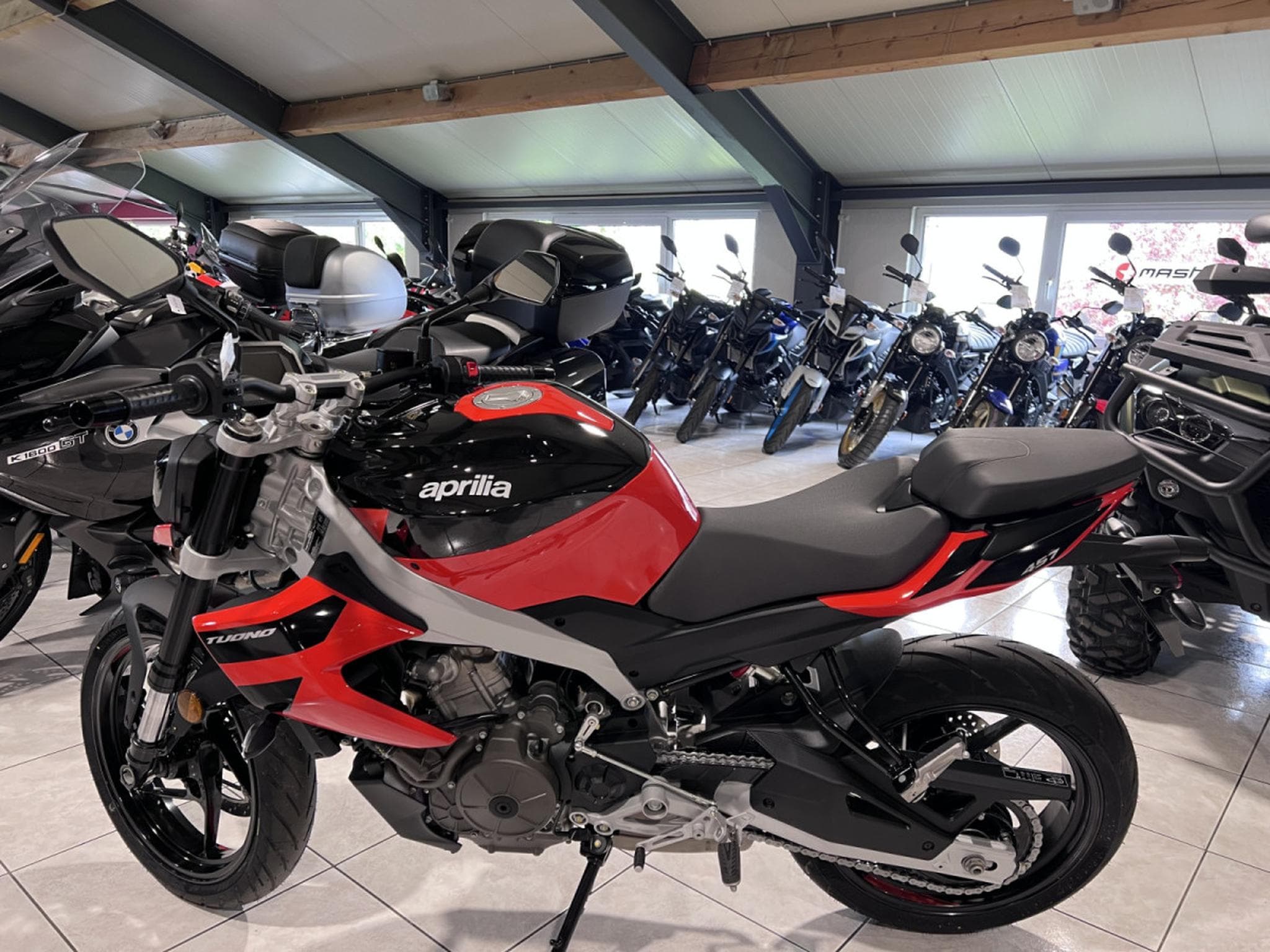 Aprilia Tuono 457 (2026) - Foto 4