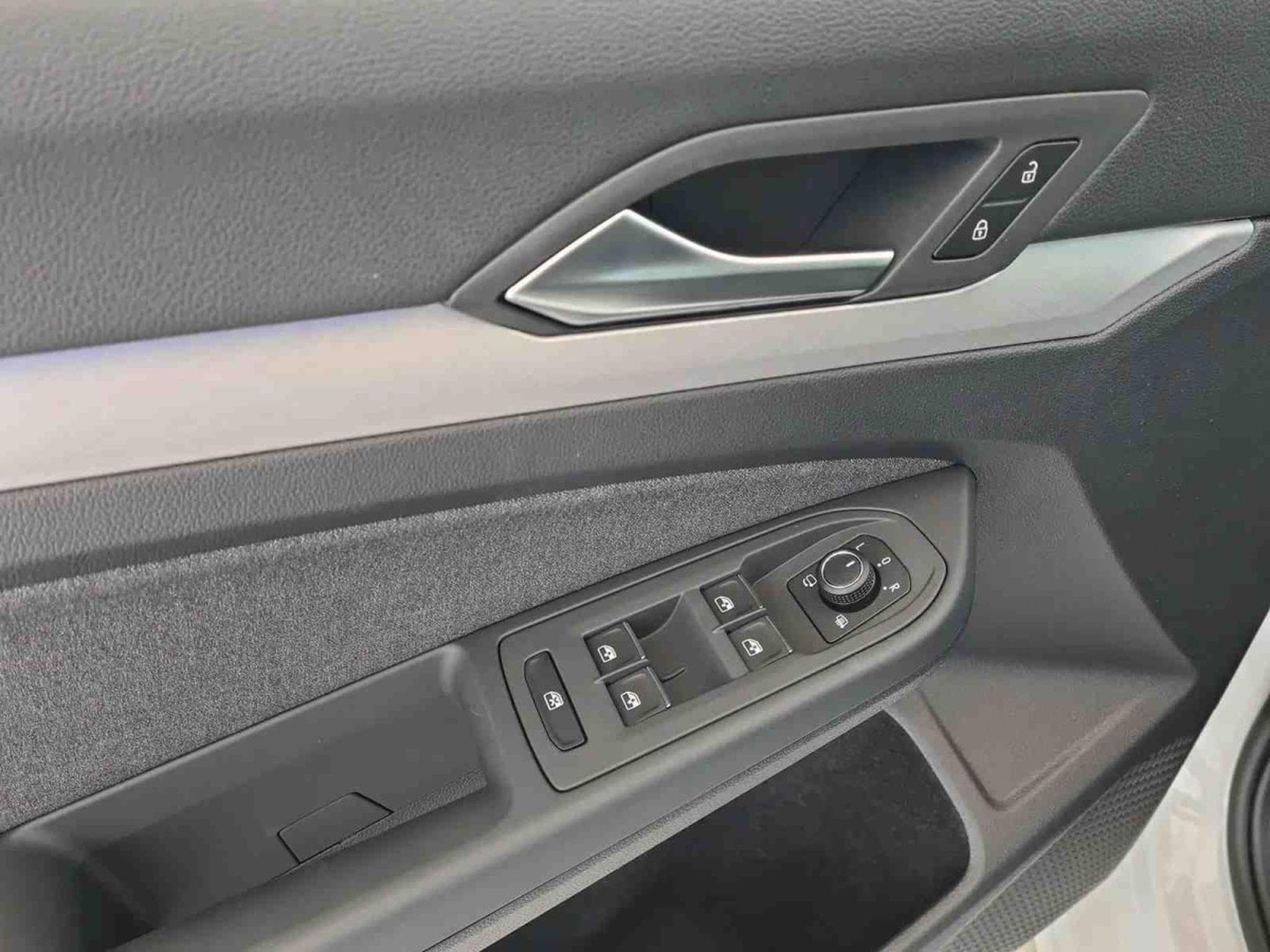 VW Golf 1.5 eTSI 150 DSG LIFE (2026) - Foto 18