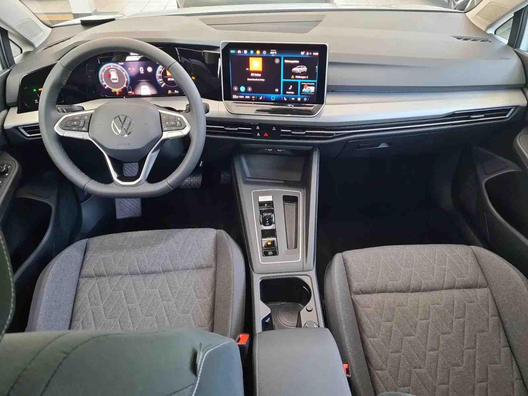 VW Golf 1.5 eTSI 150 DSG LIFE (2026) - Foto 6
