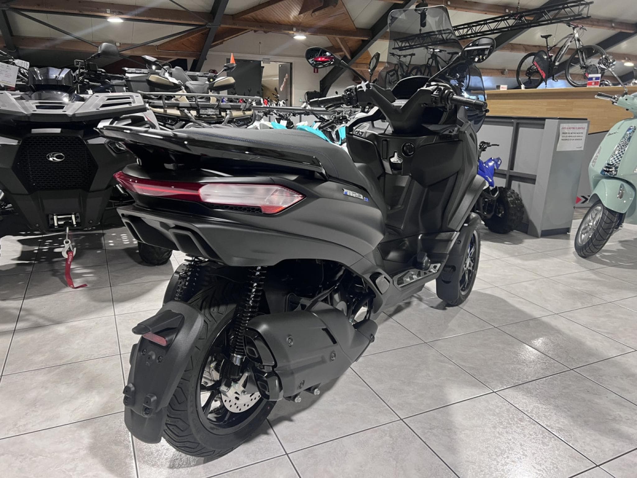 Piaggio MP3 SPORT (2026) - Foto 3