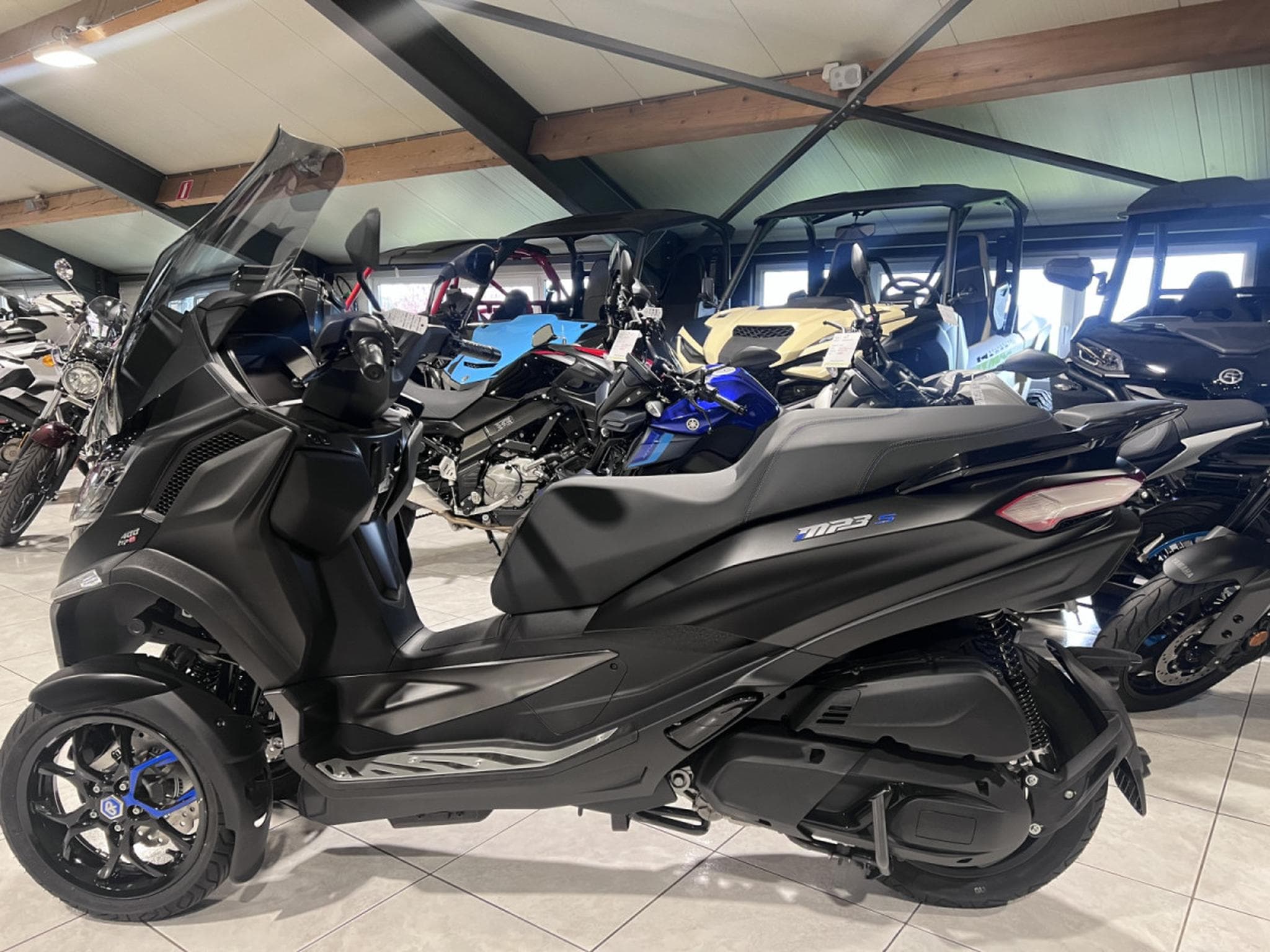 Piaggio MP3 SPORT (2026) - Foto 4