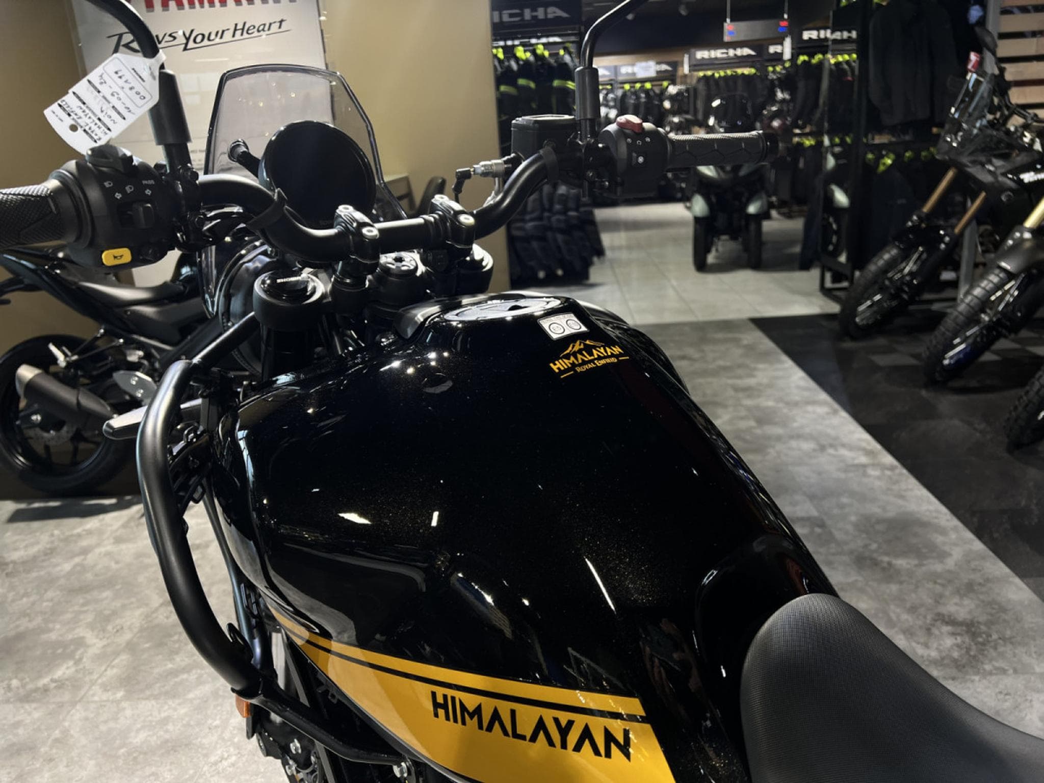 Royal Enfield Himalayan 450 Summit Black tubless (2026) - Foto 6