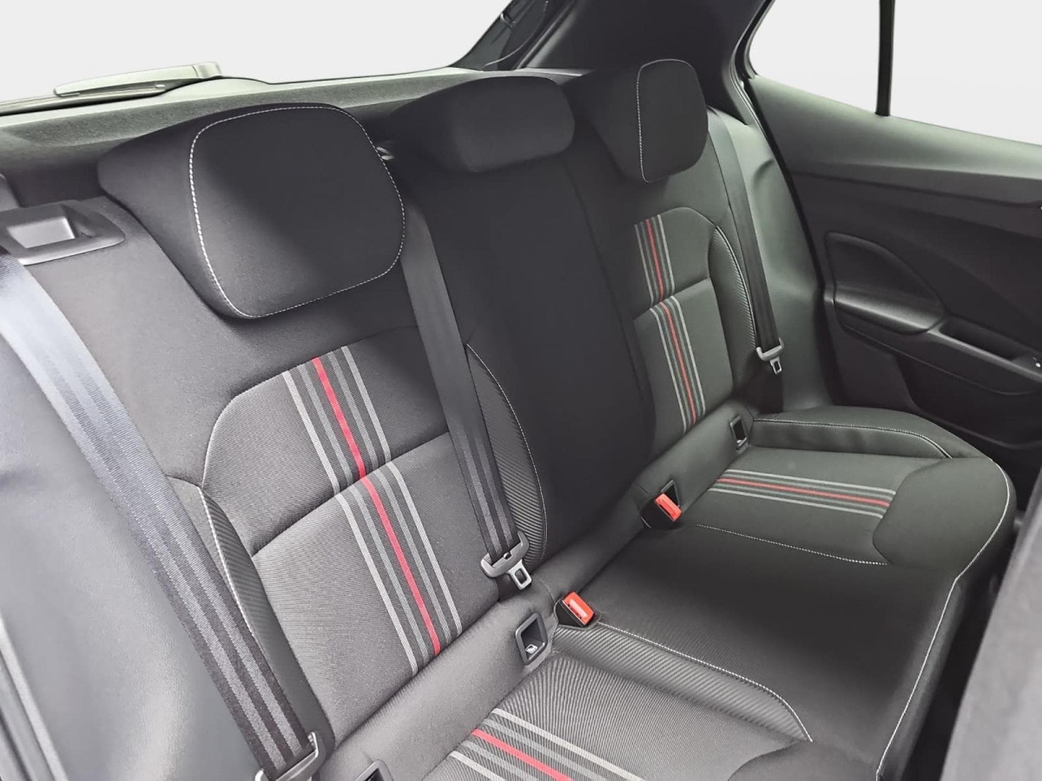 Skoda Fabia 1.0 TSi 116 DSG Monte Carlo (2025) - Foto 17