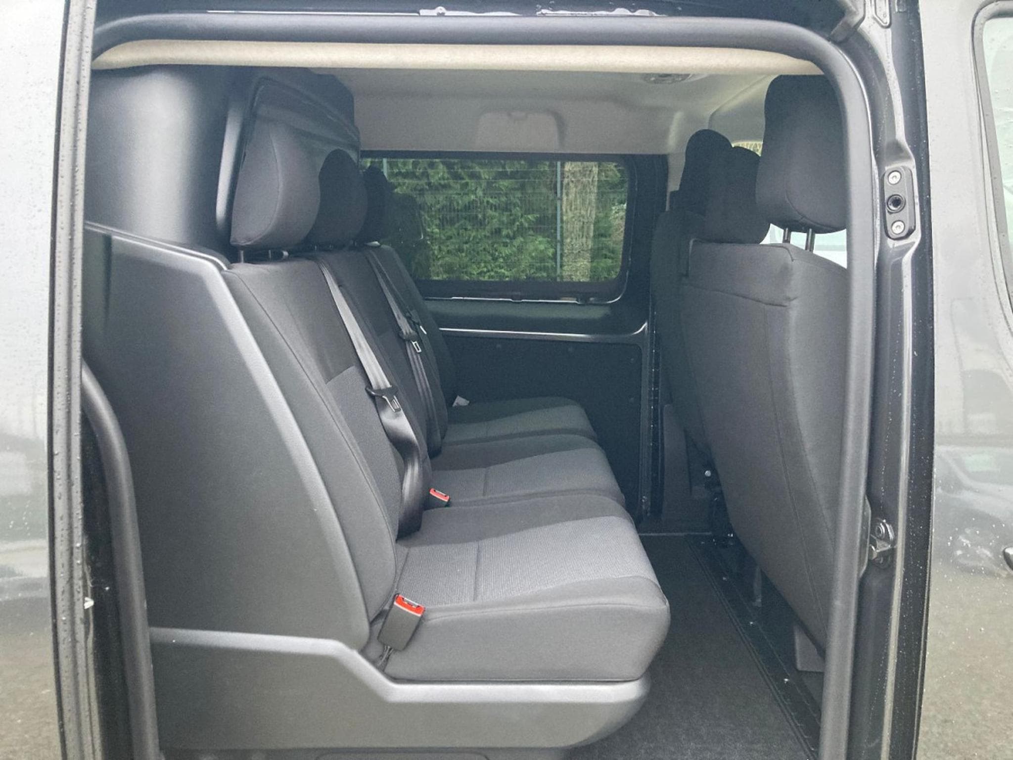 Peugeot Expert 2.0 BlueHDI 180 EAT8 Confort XL Doubel Cabine (2025) - Foto 12