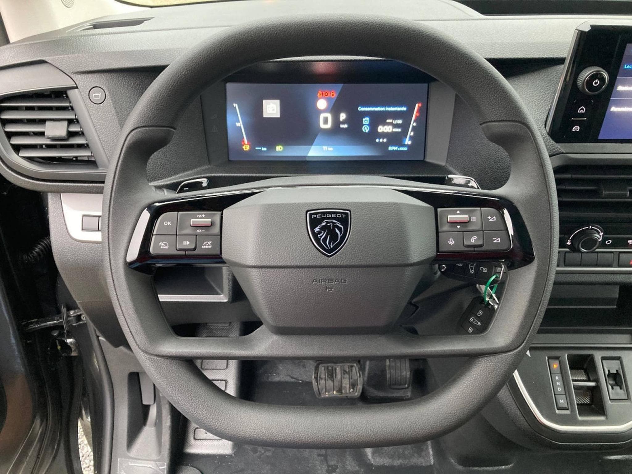 Peugeot Expert 2.0 BlueHDI 180 EAT8 Confort XL Doubel Cabine (2025) - Foto 16