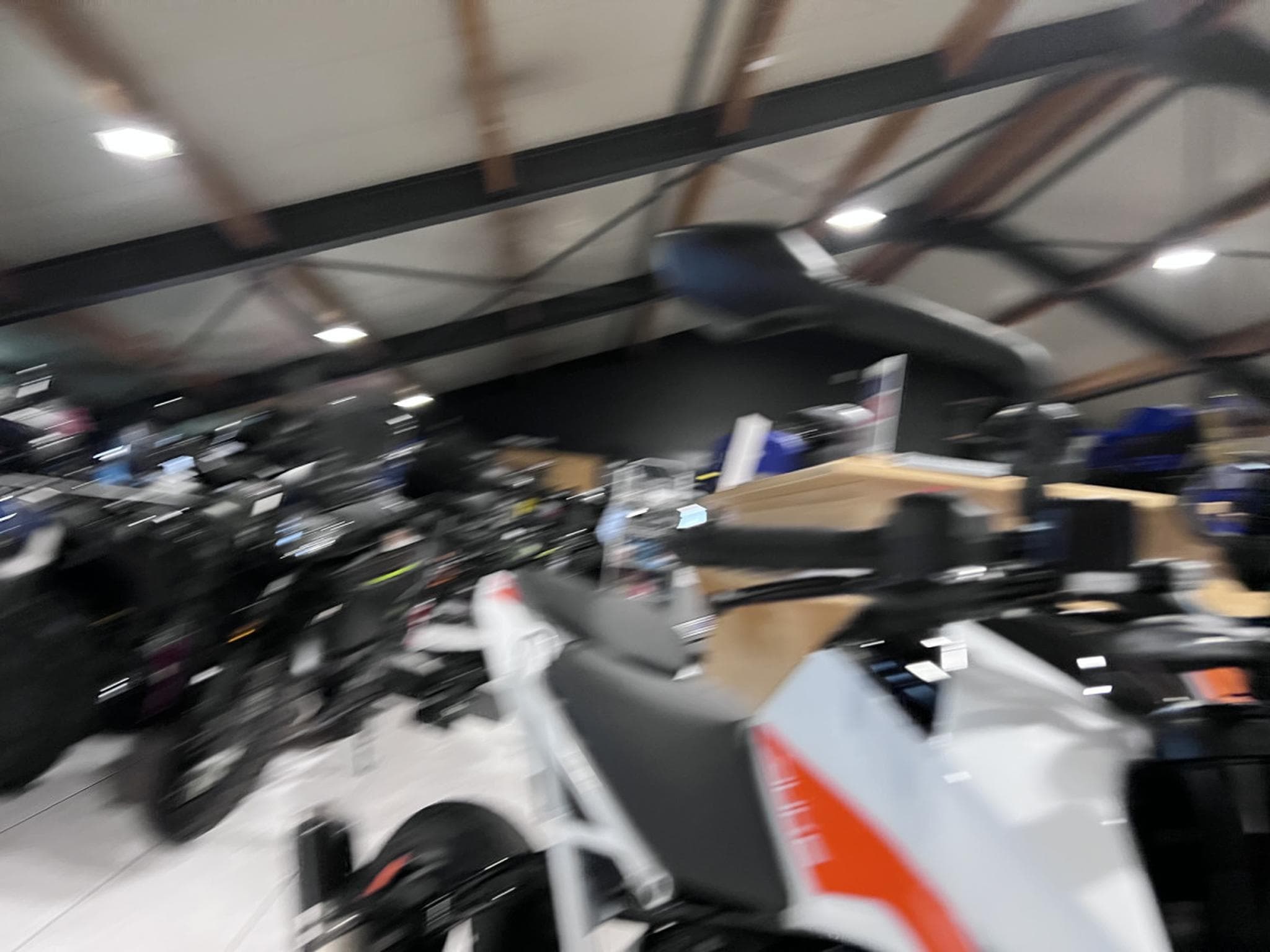 KTM 390 Duke (2022) - Foto 7