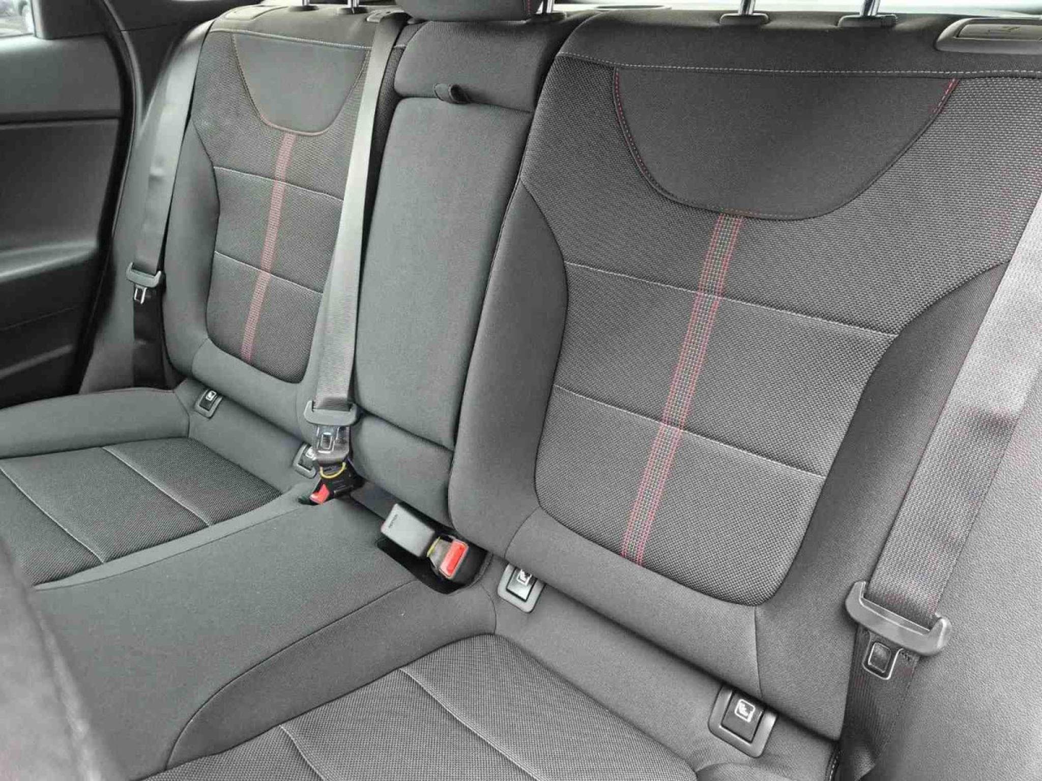 Hyundai i30 1.6 T-GDI 150 AT N-Line (2026) - Foto 9