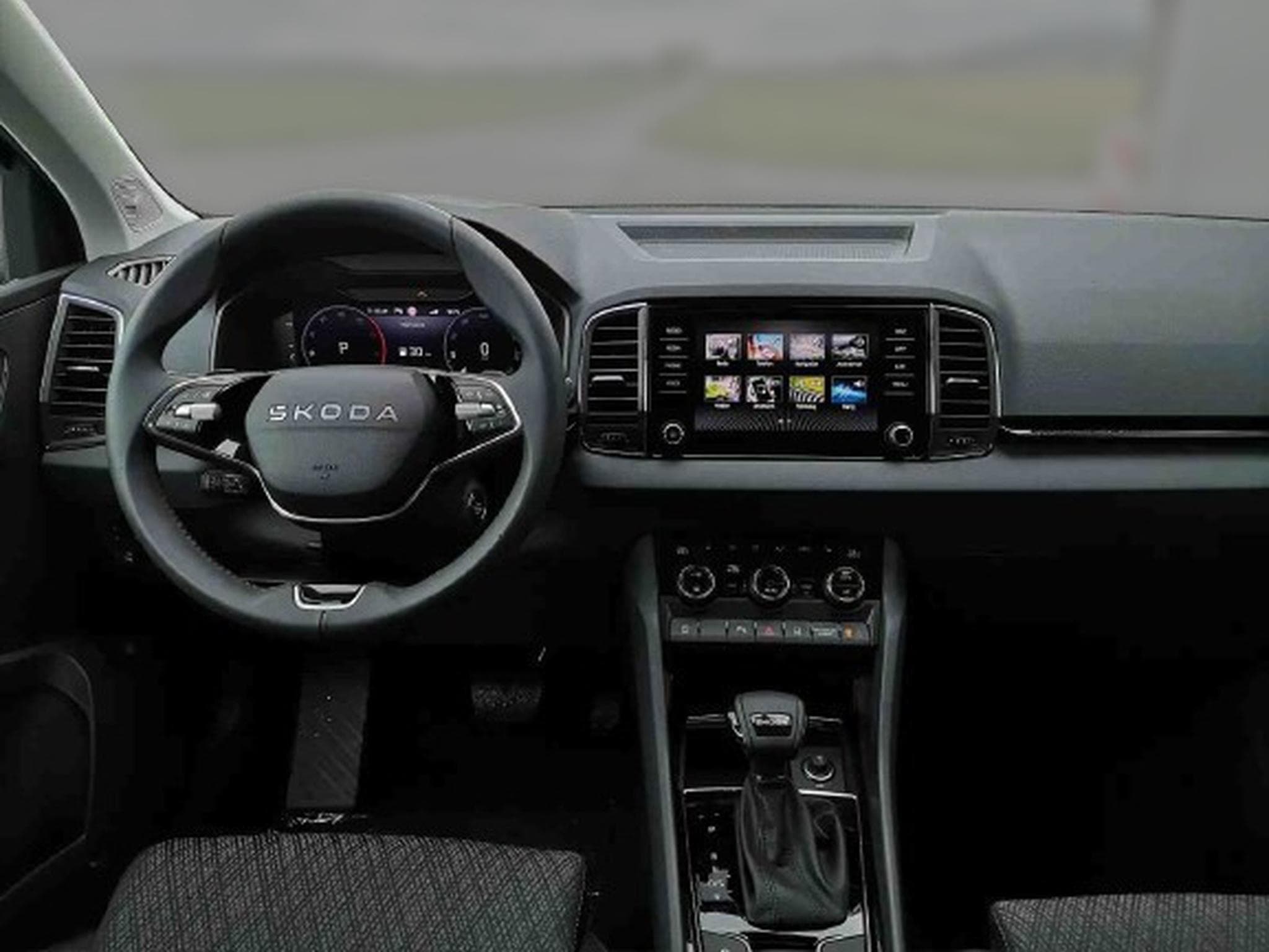 Skoda Karoq 1.5 TSi 150 DSG SELECTION (2025) - Foto 5