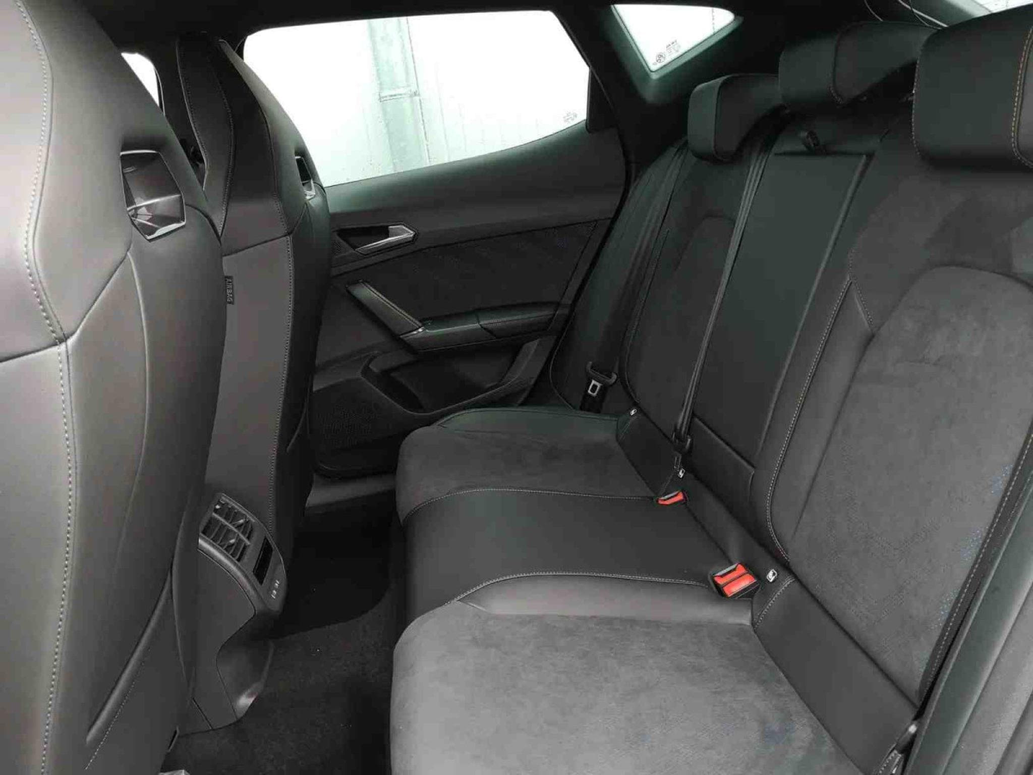 Cupra Formentor 2.0 TSi DSG 333 Facelift 4DRIVE (2025) - Foto 6