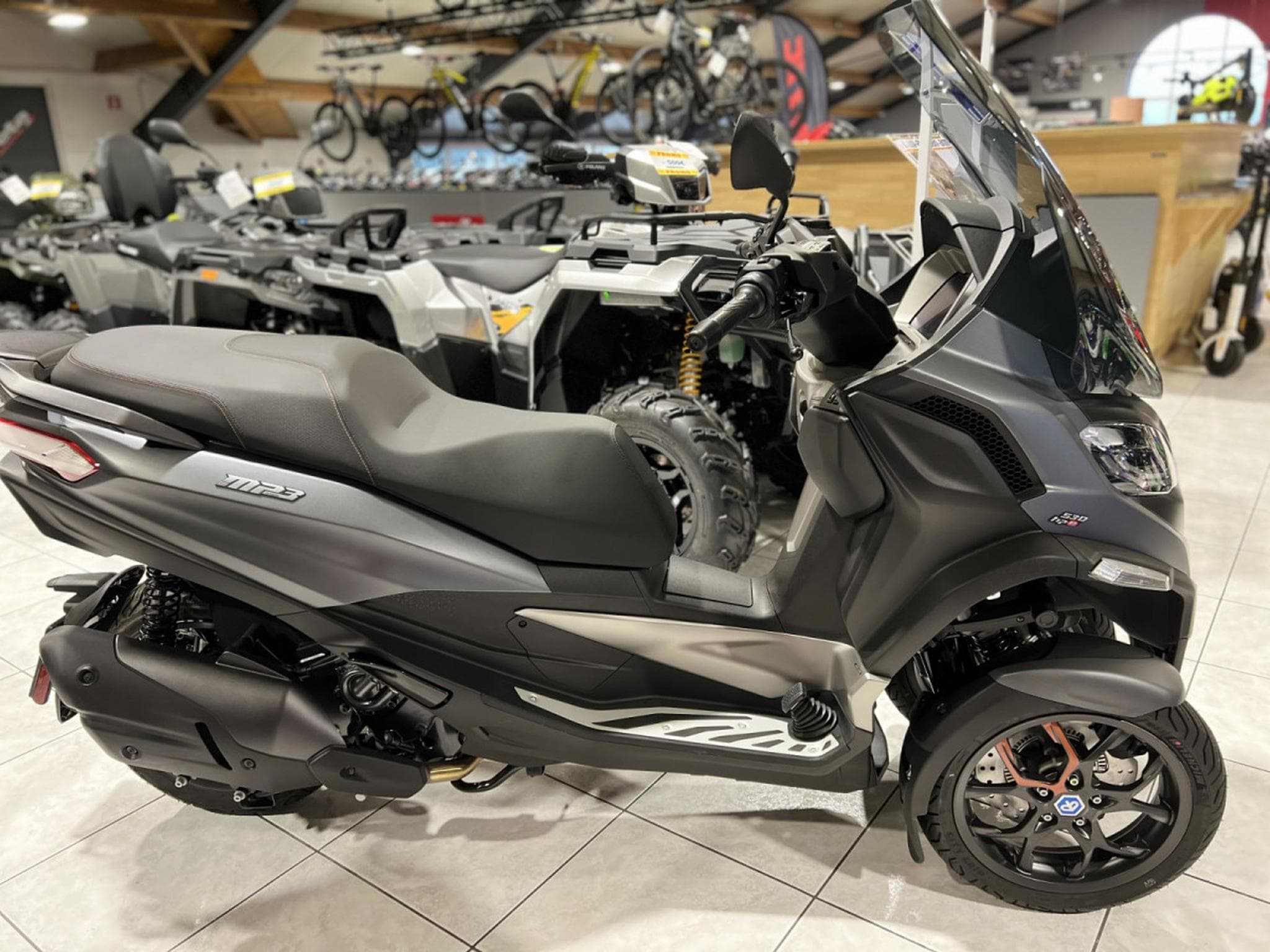 Piaggio MP3 (2026) - Foto 1