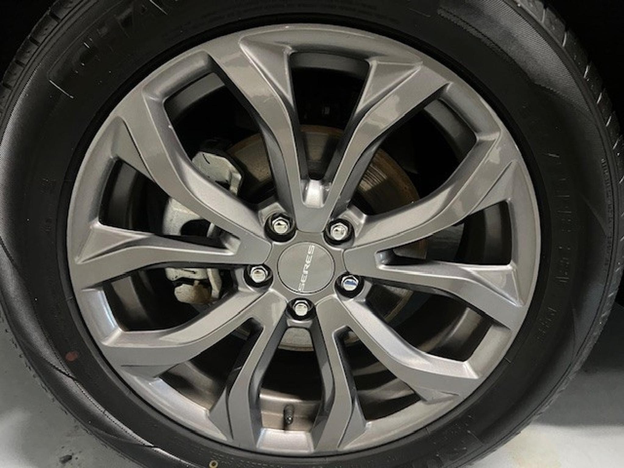 Seres 3 EV PREMIUM (2023) - Photo 10