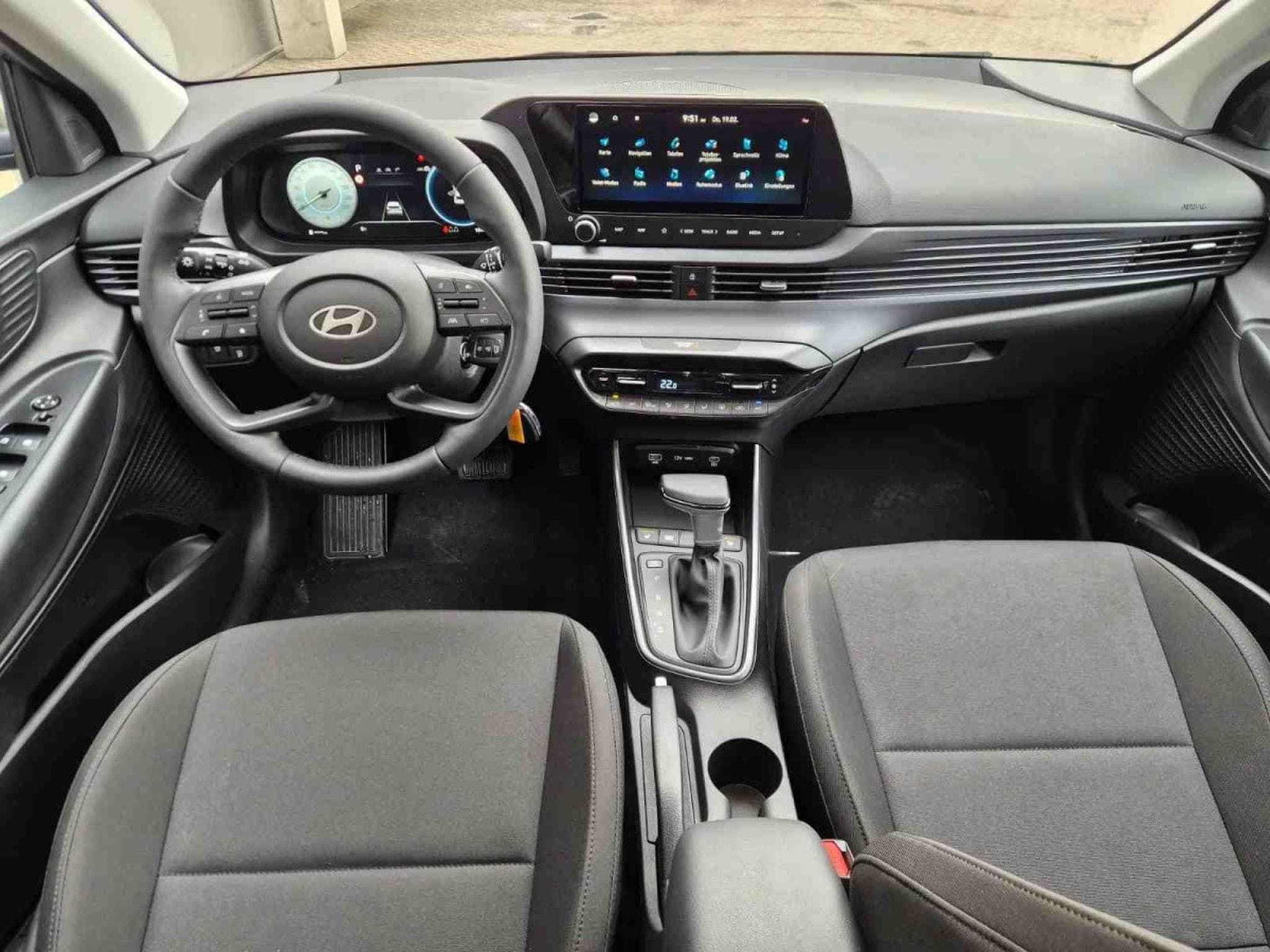Hyundai i20 1.0T-GDI 90 AT Trend (2026) - Photo 6