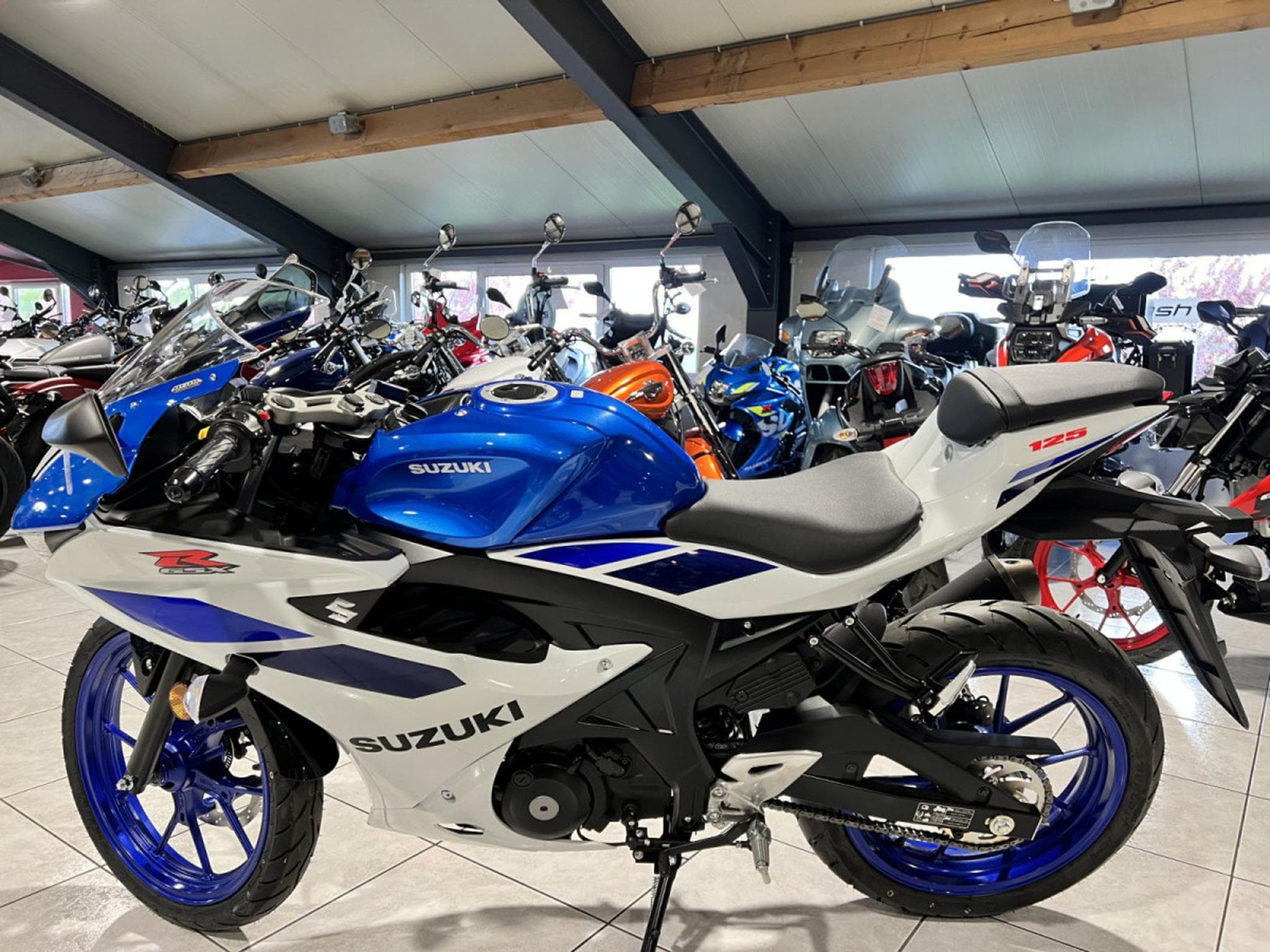 Suzuki GSXR (2026) - Foto 4