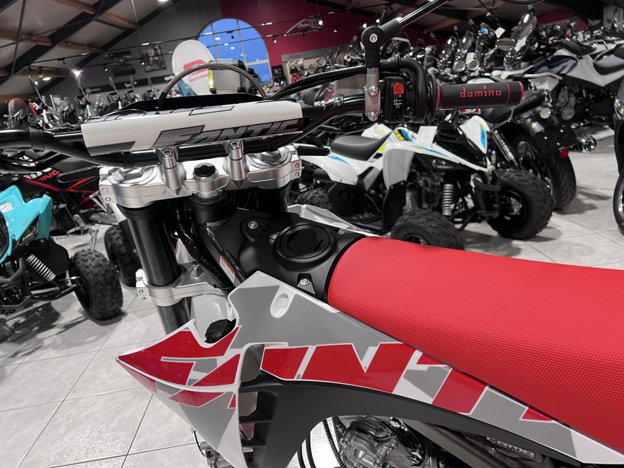 Fantic Enduro XEF 4T PERFORMANCE (2026) - Photo 4