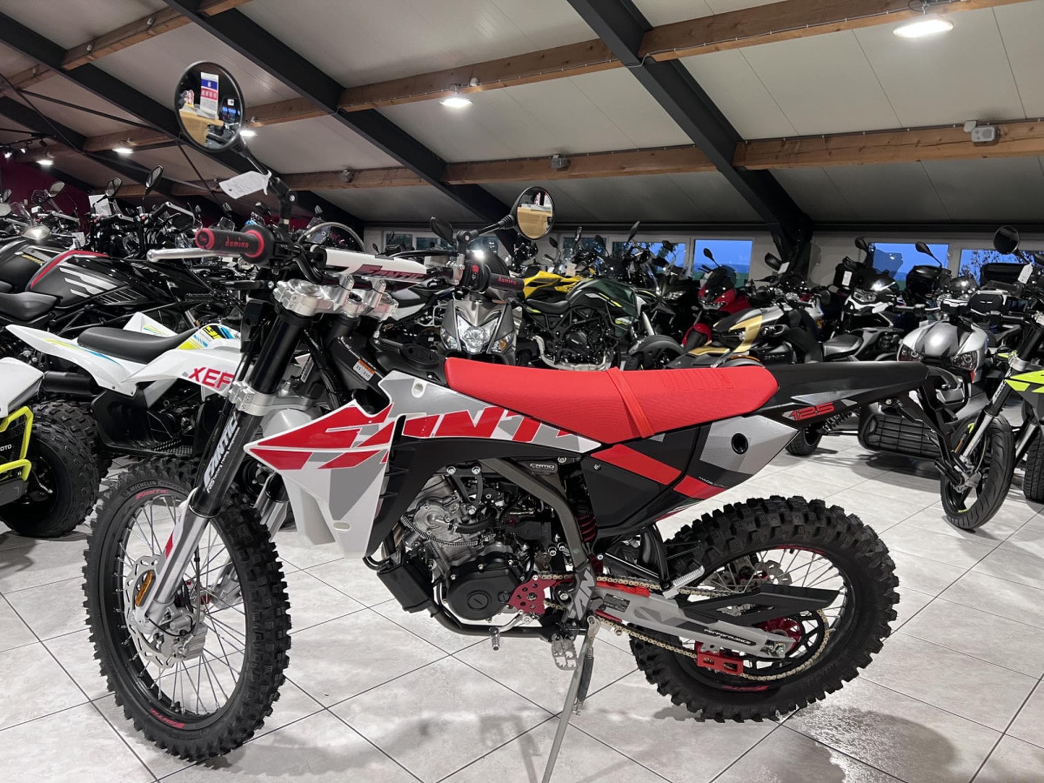Fantic Enduro XEF 4T PERFORMANCE (2026) - Photo 5